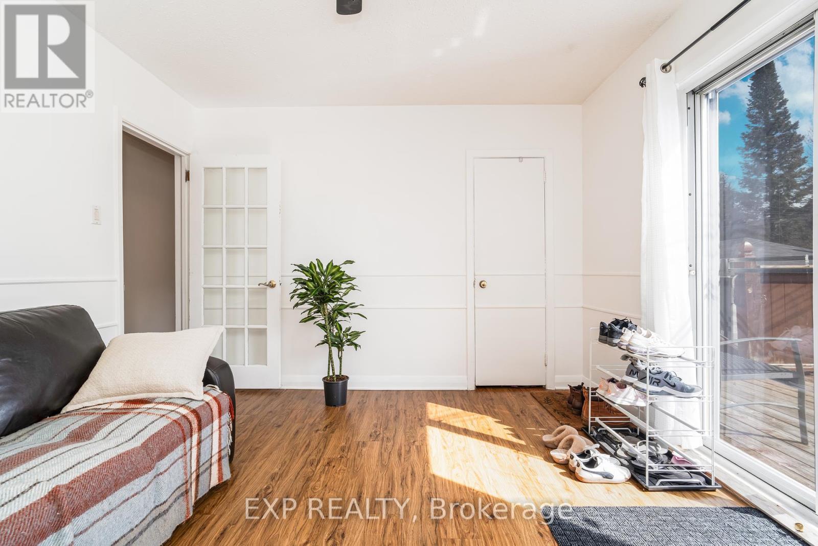 












330 DONALD STREET

,
Ottawa,




Ontario
K1K1M5

