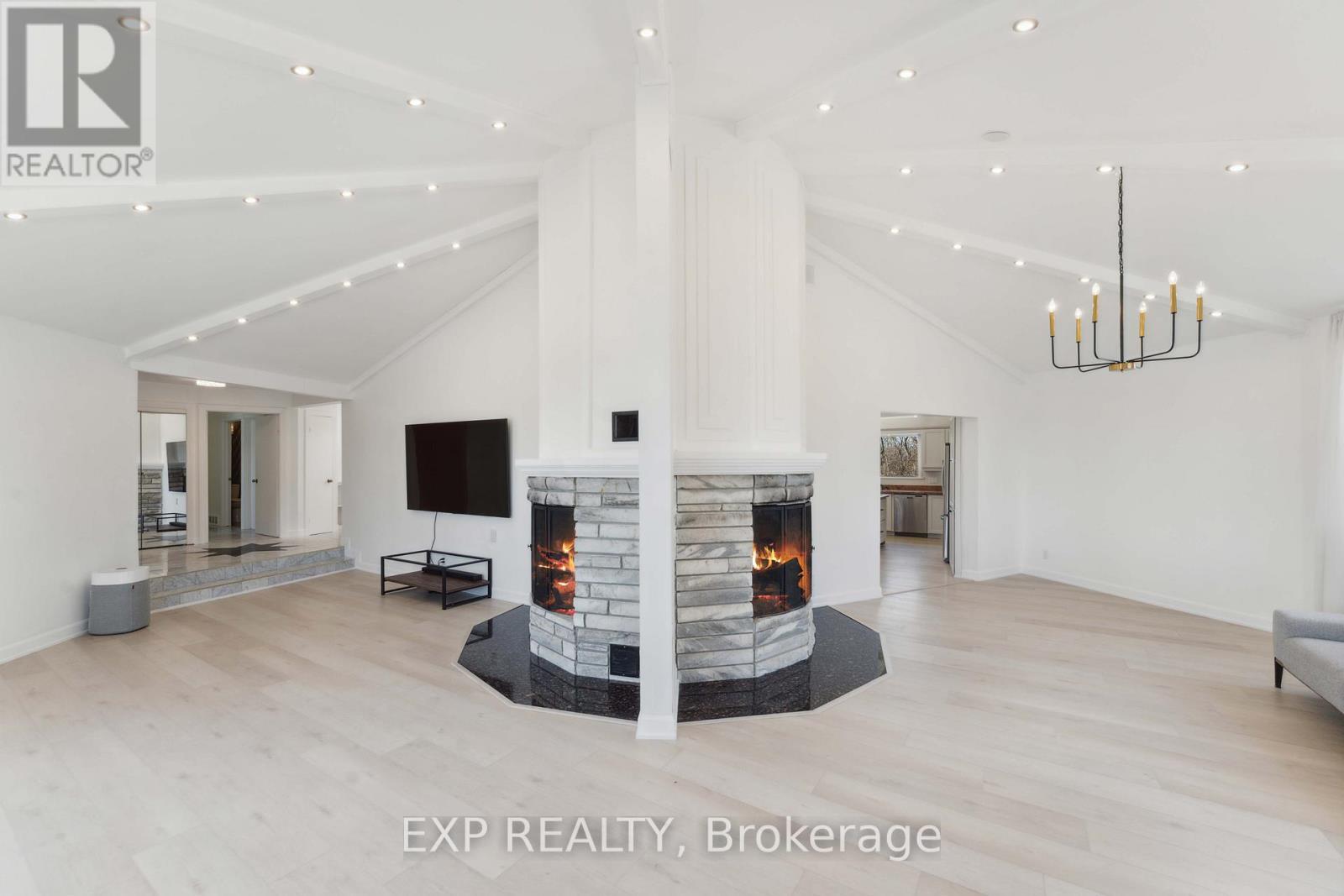 












6974 BANK STREET

,
Ottawa,




Ontario
K0A2P0

