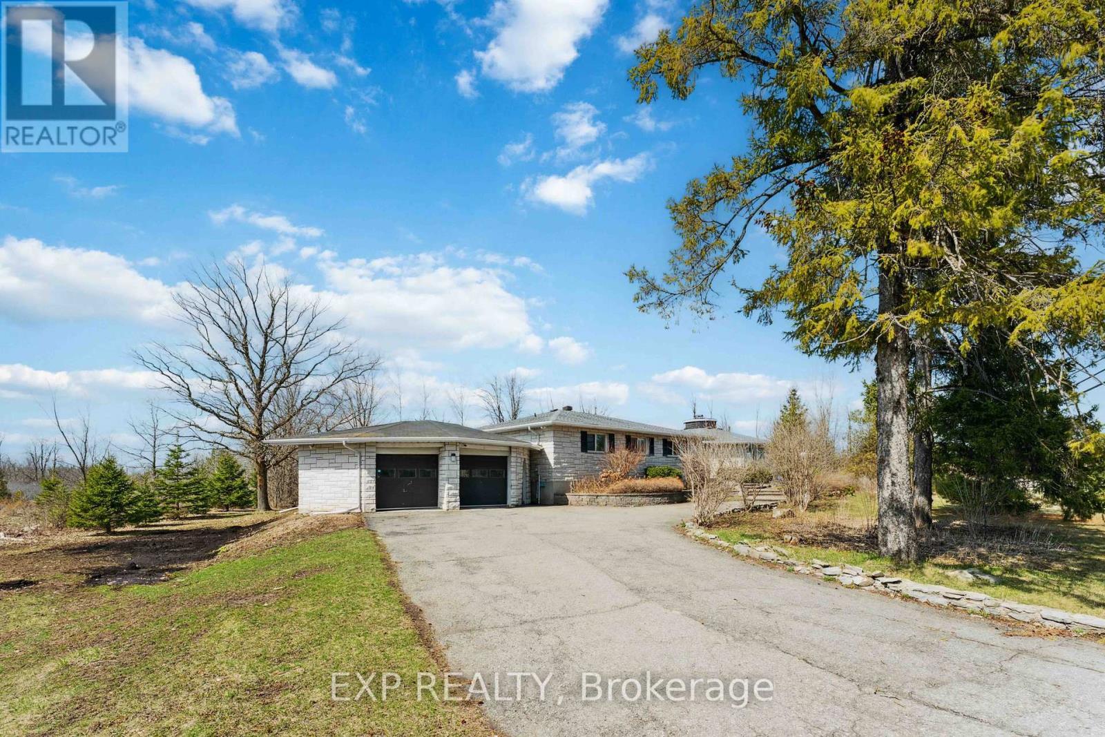 












6974 BANK STREET

,
Ottawa,




Ontario
K0A2P0

