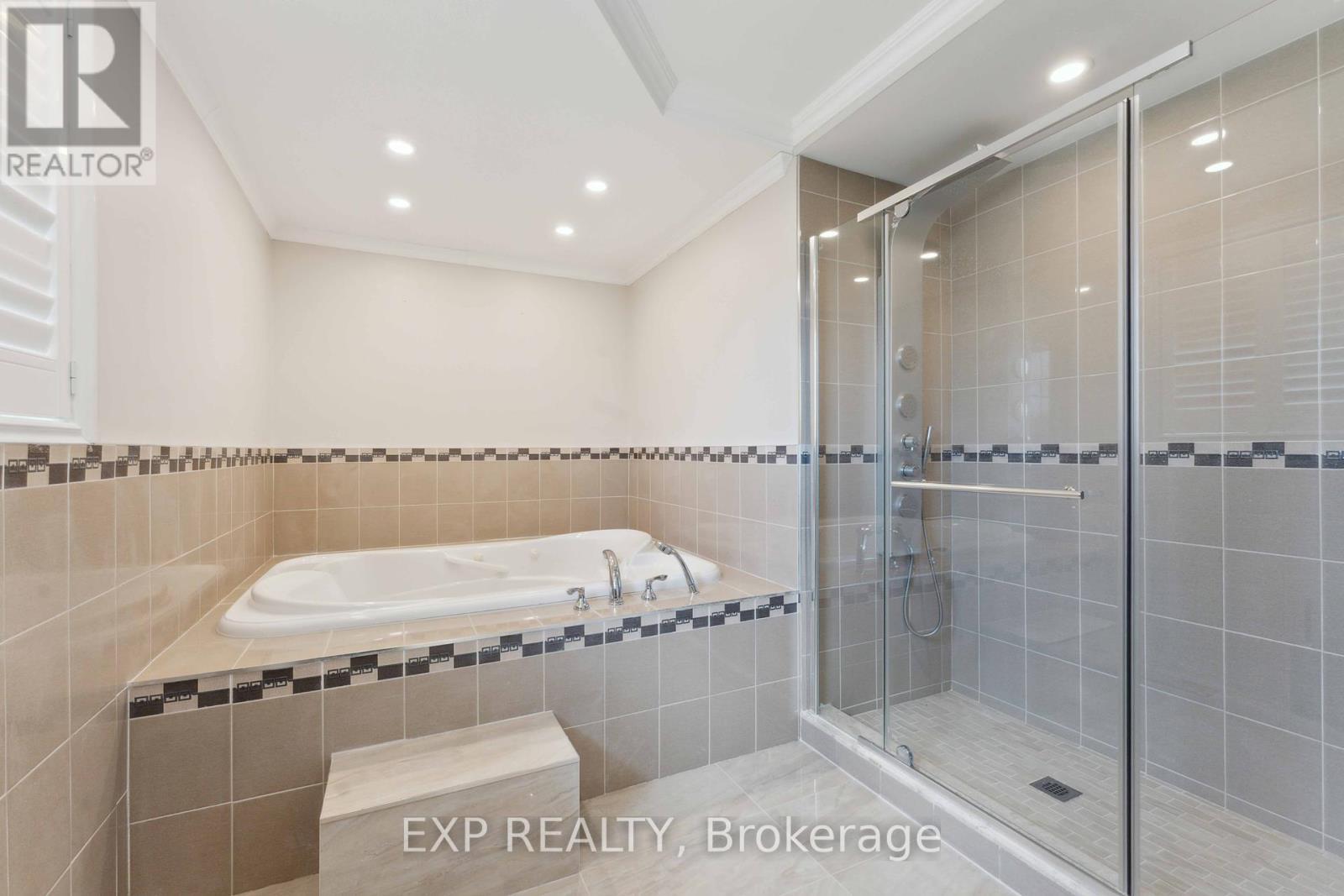 












6974 BANK STREET

,
Ottawa,




Ontario
K0A2P0

