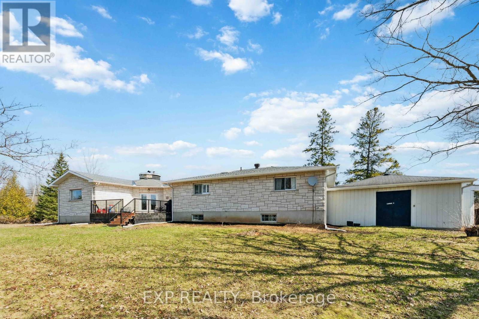 












6974 BANK STREET

,
Ottawa,




Ontario
K0A2P0

