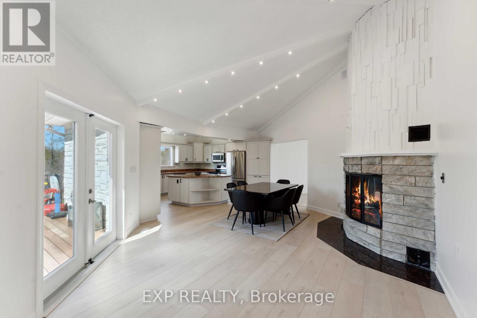 












6974 BANK STREET

,
Ottawa,




Ontario
K0A2P0

