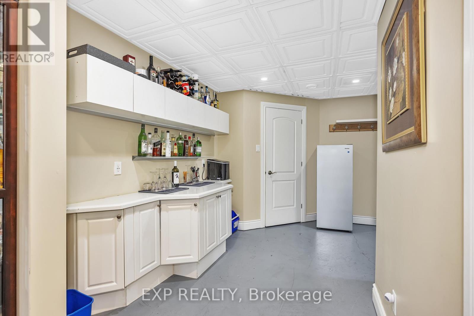 












6703 SUNCREST DRIVE

,
Ottawa,




Ontario
K4P0B4

