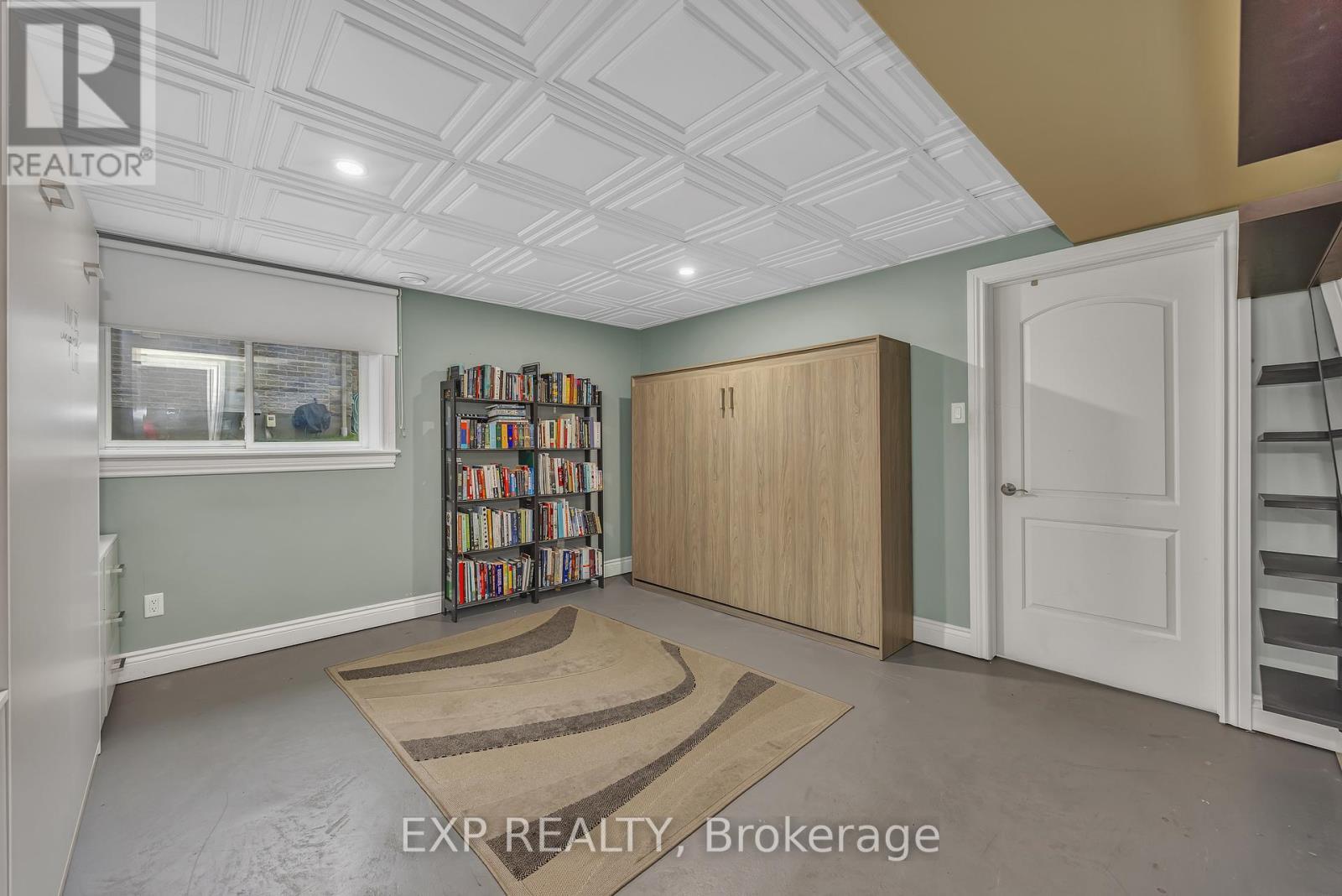 












6703 SUNCREST DRIVE

,
Ottawa,




Ontario
K4P0B4

