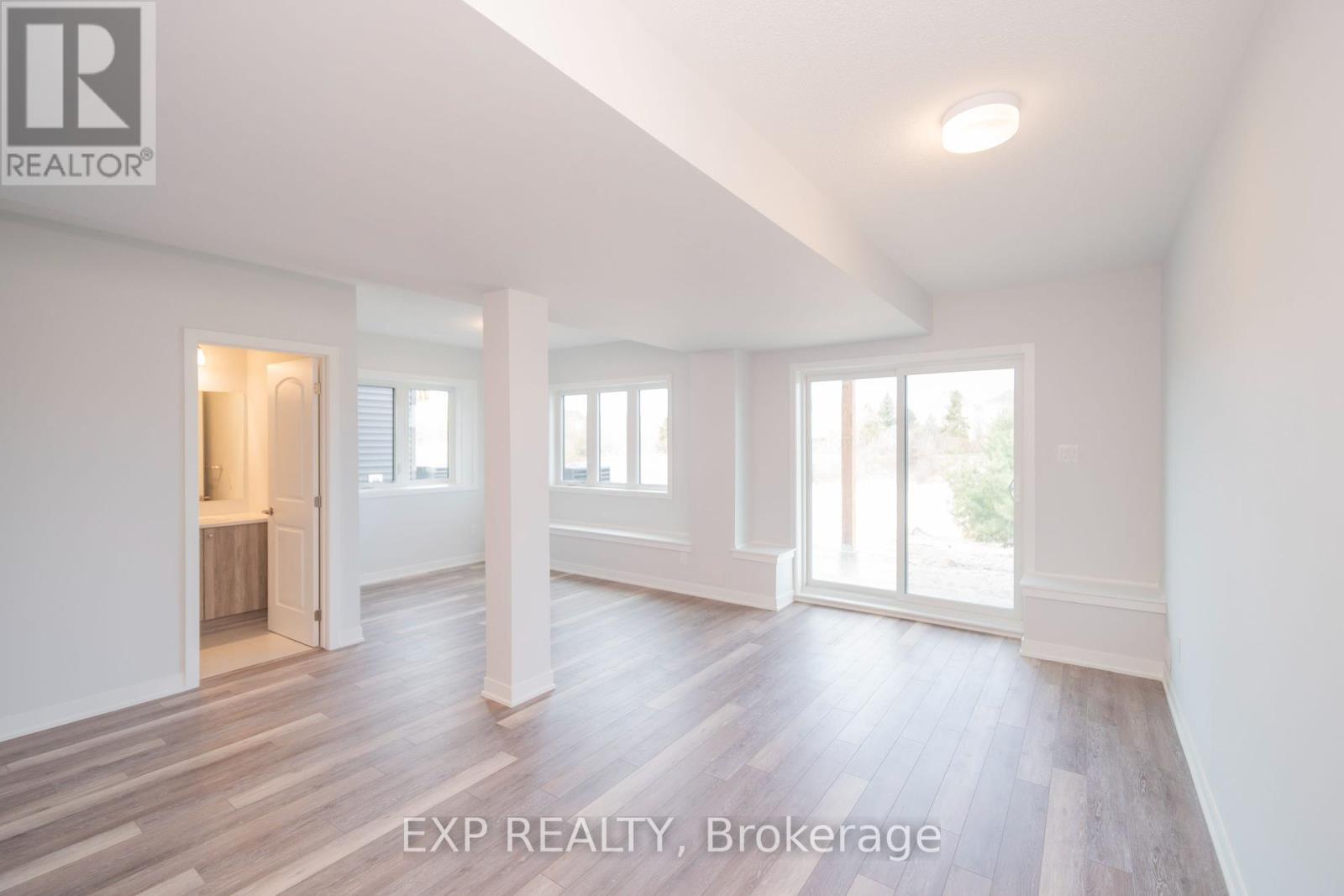 












468 BRIGATINE AVENUE

,
Ottawa,




Ontario
K2S0P9

