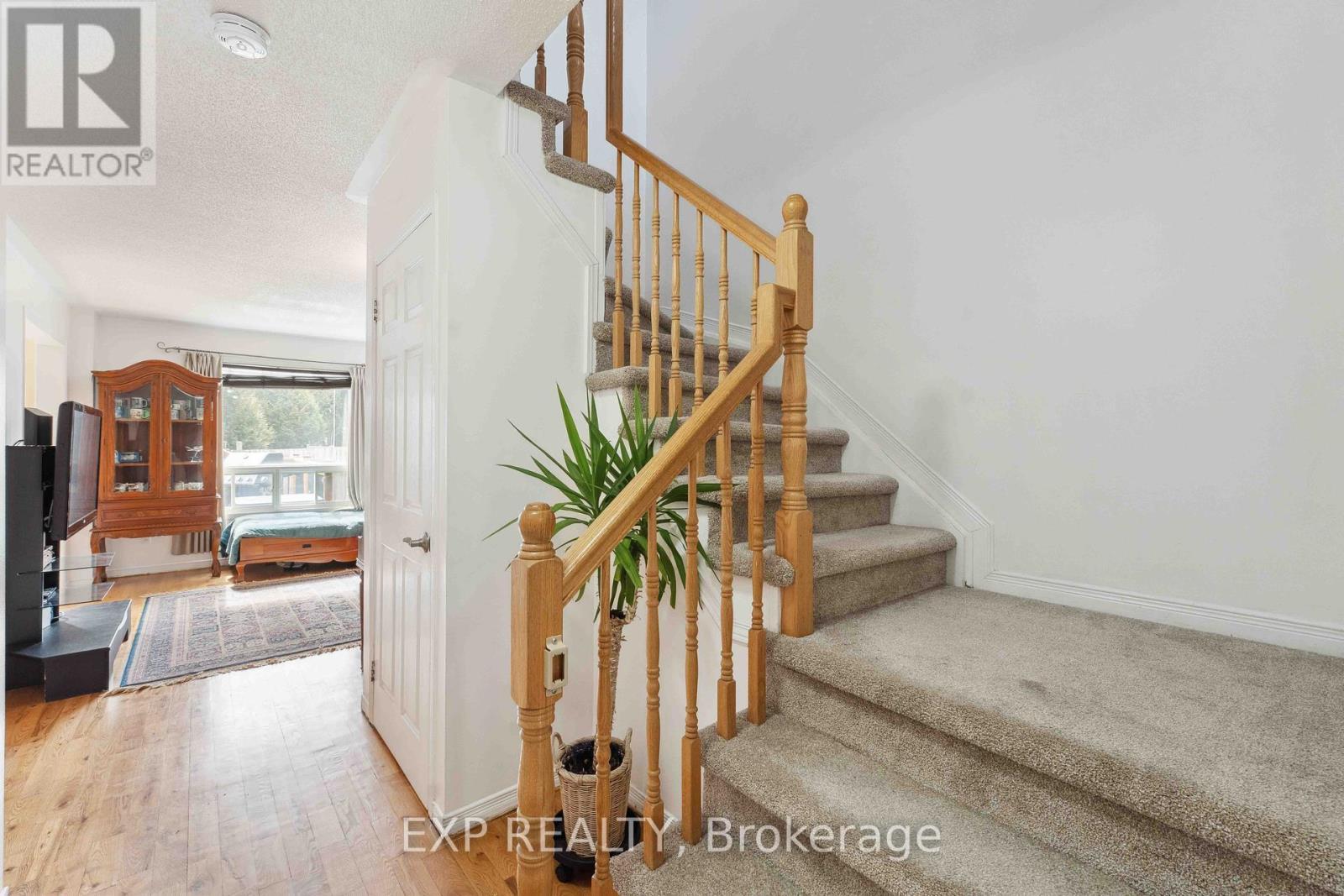 












2595 CROSSCUT TERRACE

,
Ottawa,




Ontario
K1T4A1

