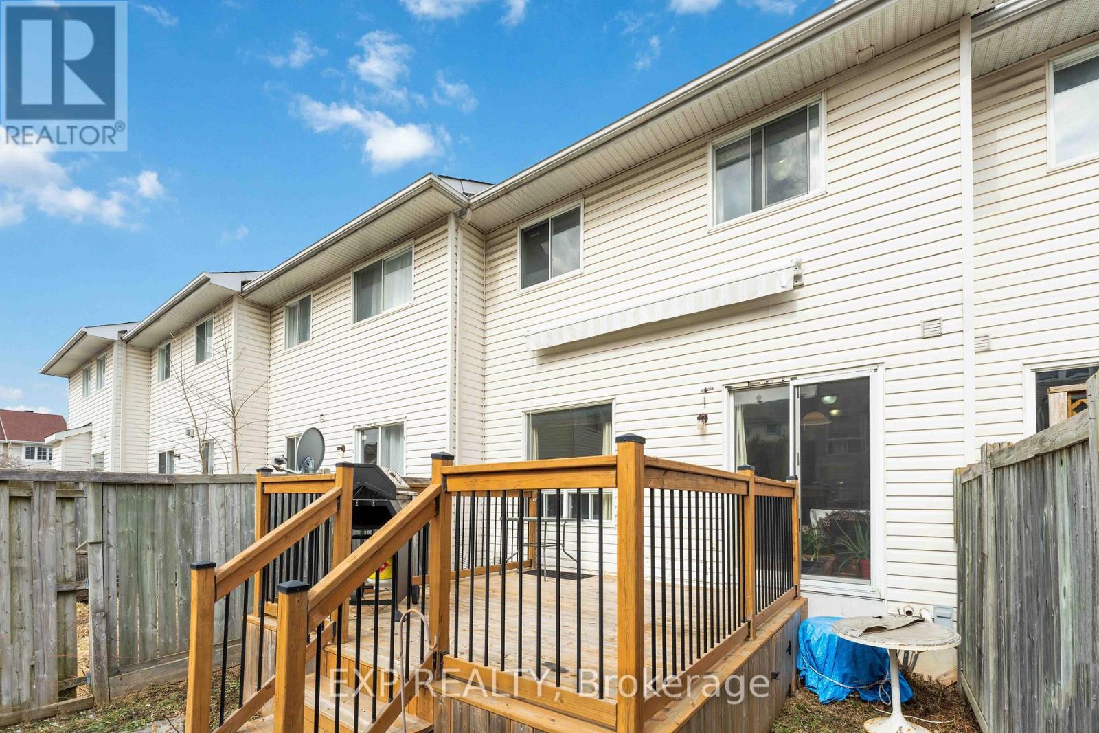 












2595 CROSSCUT TERRACE

,
Ottawa,




Ontario
K1T4A1

