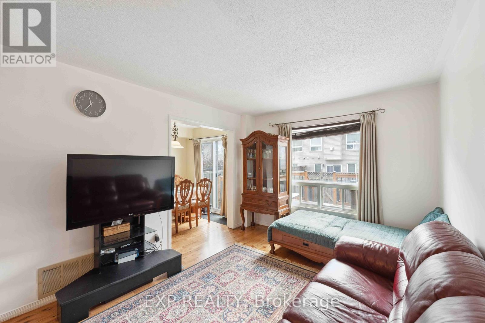 












2595 CROSSCUT TERRACE

,
Ottawa,




Ontario
K1T4A1

