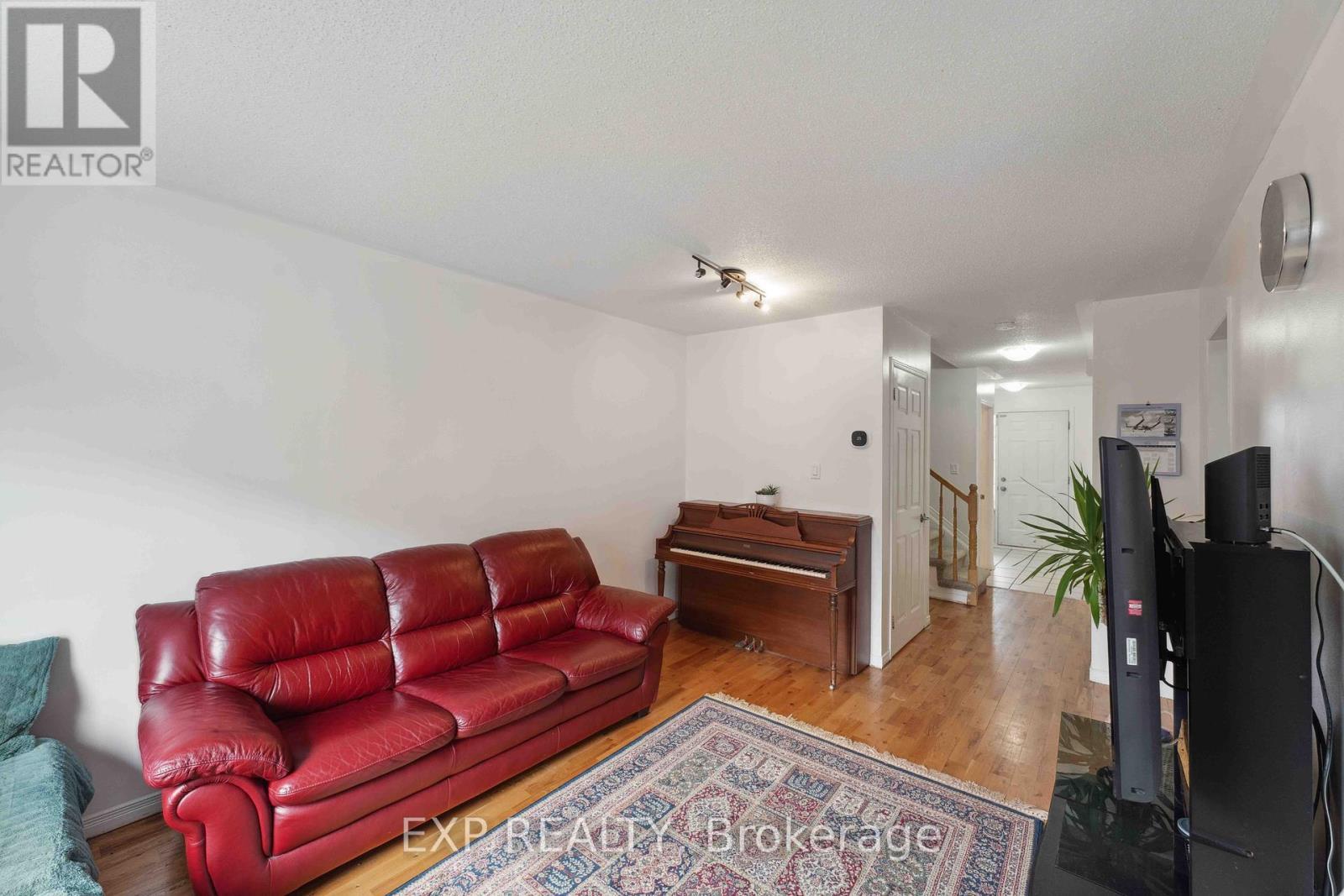 












2595 CROSSCUT TERRACE

,
Ottawa,




Ontario
K1T4A1

