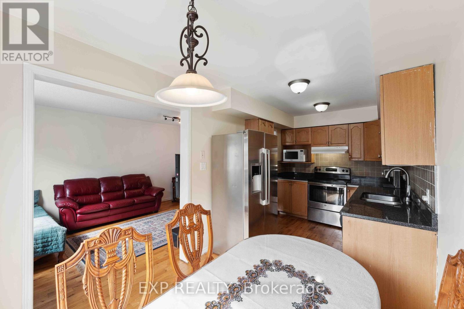 












2595 CROSSCUT TERRACE

,
Ottawa,




Ontario
K1T4A1

