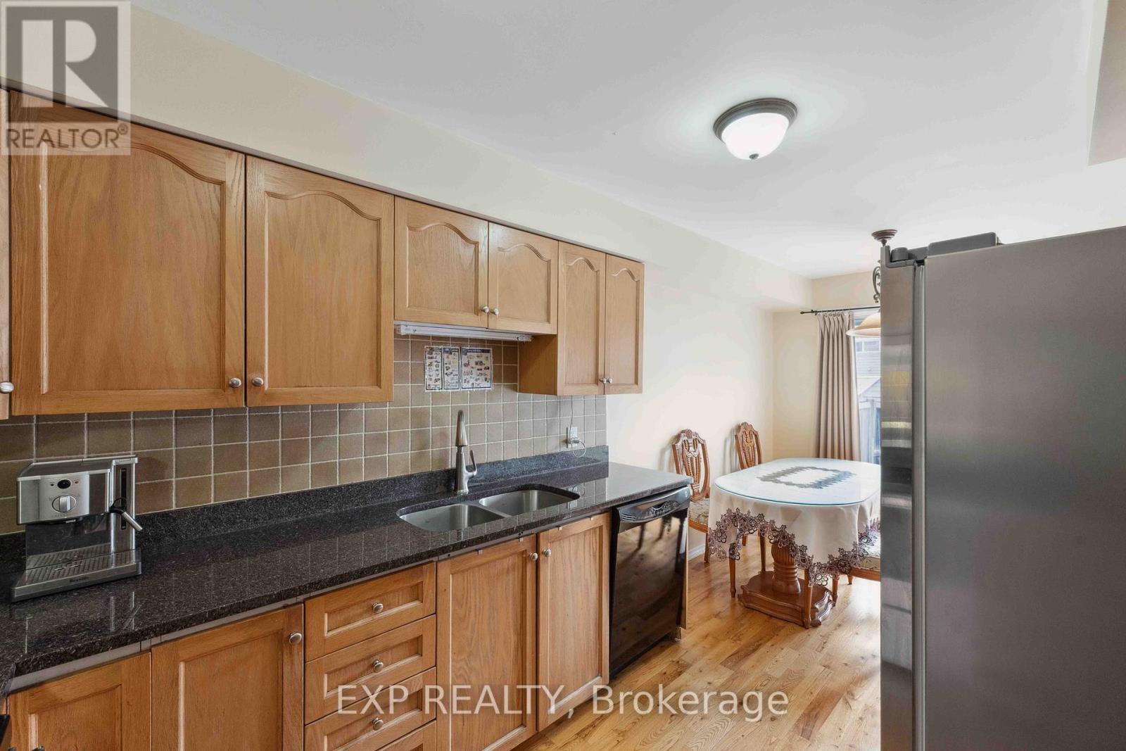 












2595 CROSSCUT TERRACE

,
Ottawa,




Ontario
K1T4A1

