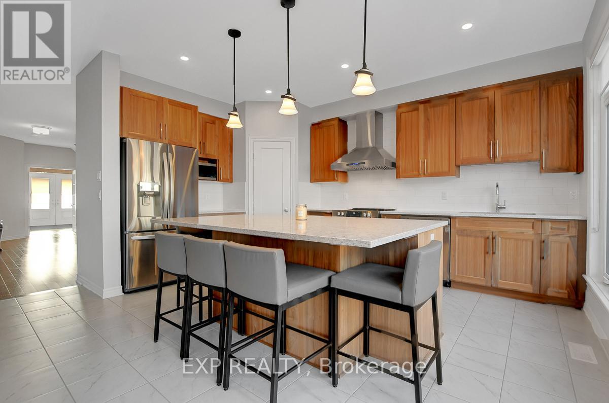 












20 ANGEL HEIGHTS

,
Ottawa,




Ontario
K2S2N3

