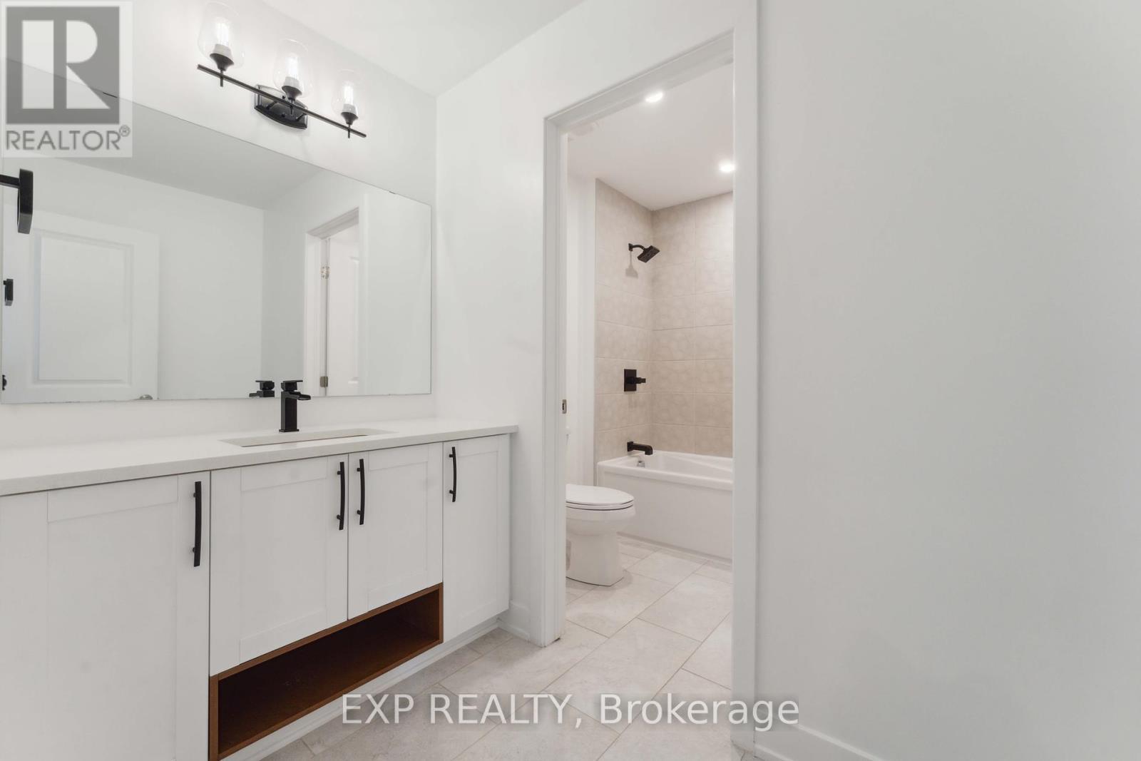 












46 ANDROMEDA ROAD E

,
Ottawa,




Ontario
K4M0K7

