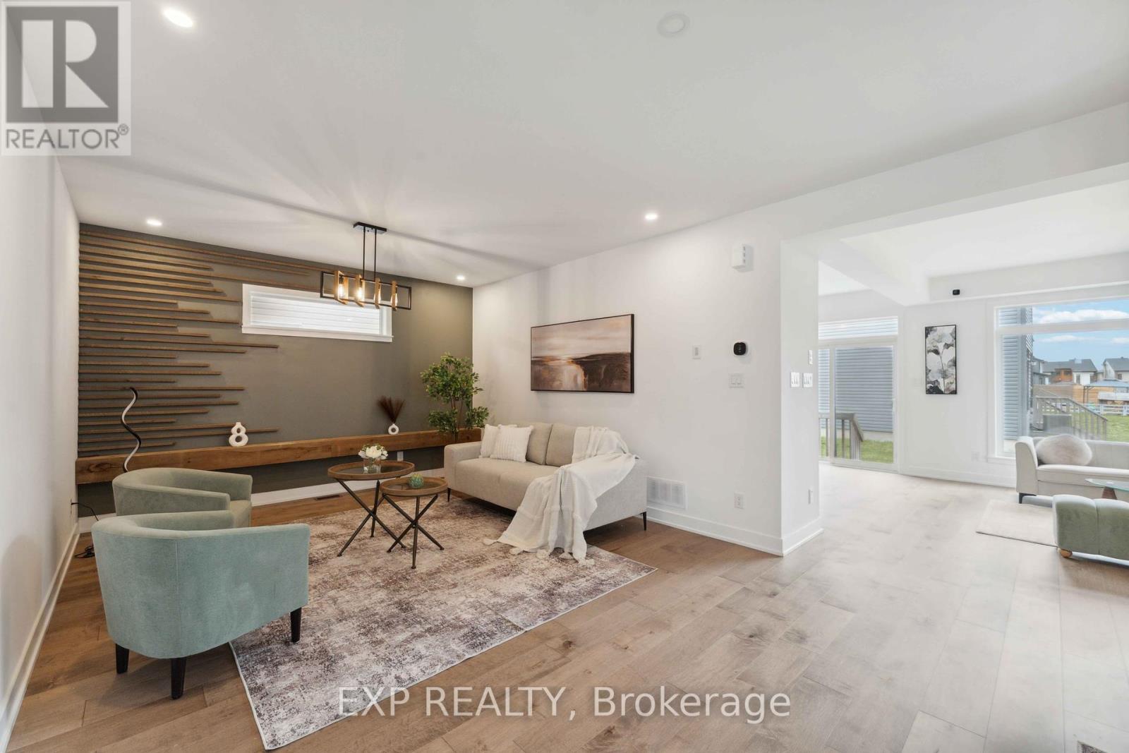 












46 ANDROMEDA ROAD E

,
Ottawa,




Ontario
K4M0K7

