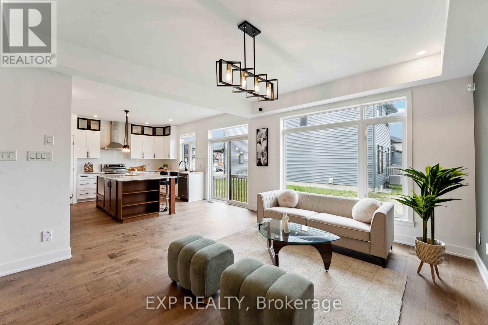 












46 ANDROMEDA ROAD E

,
Ottawa,




Ontario
K4M0K7

