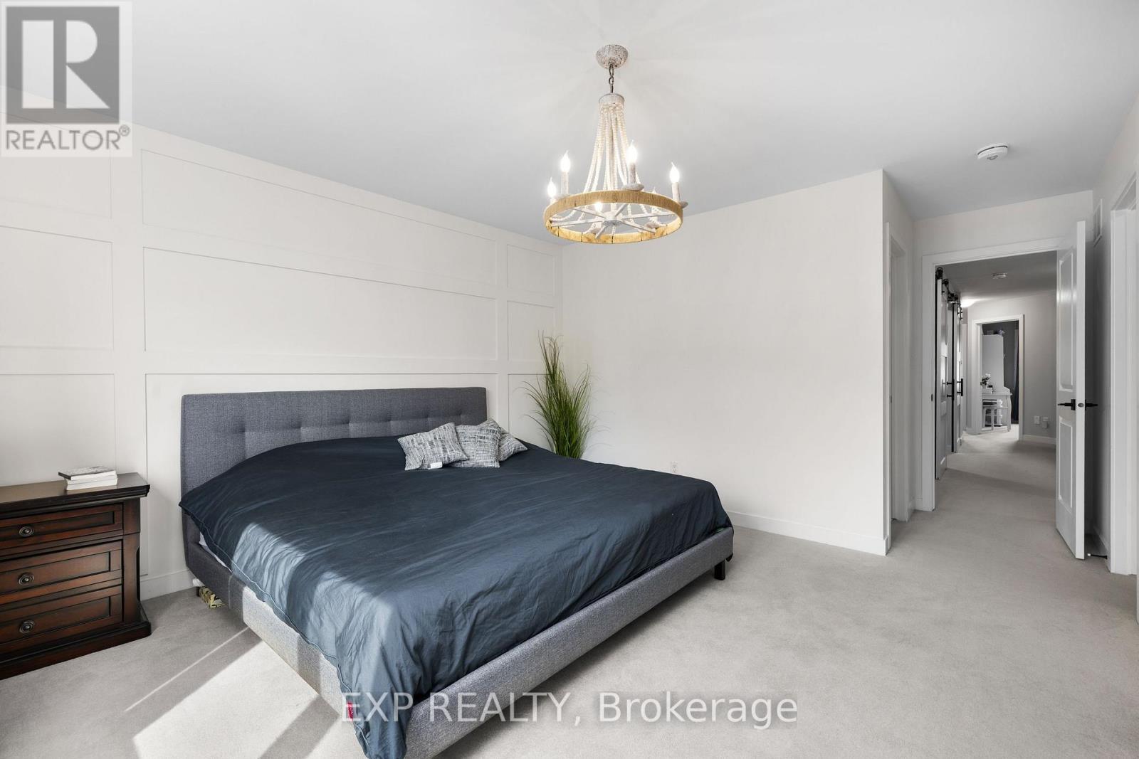 












63 JARDINIERE STREET

,
Ottawa,




Ontario
K2S2K5

