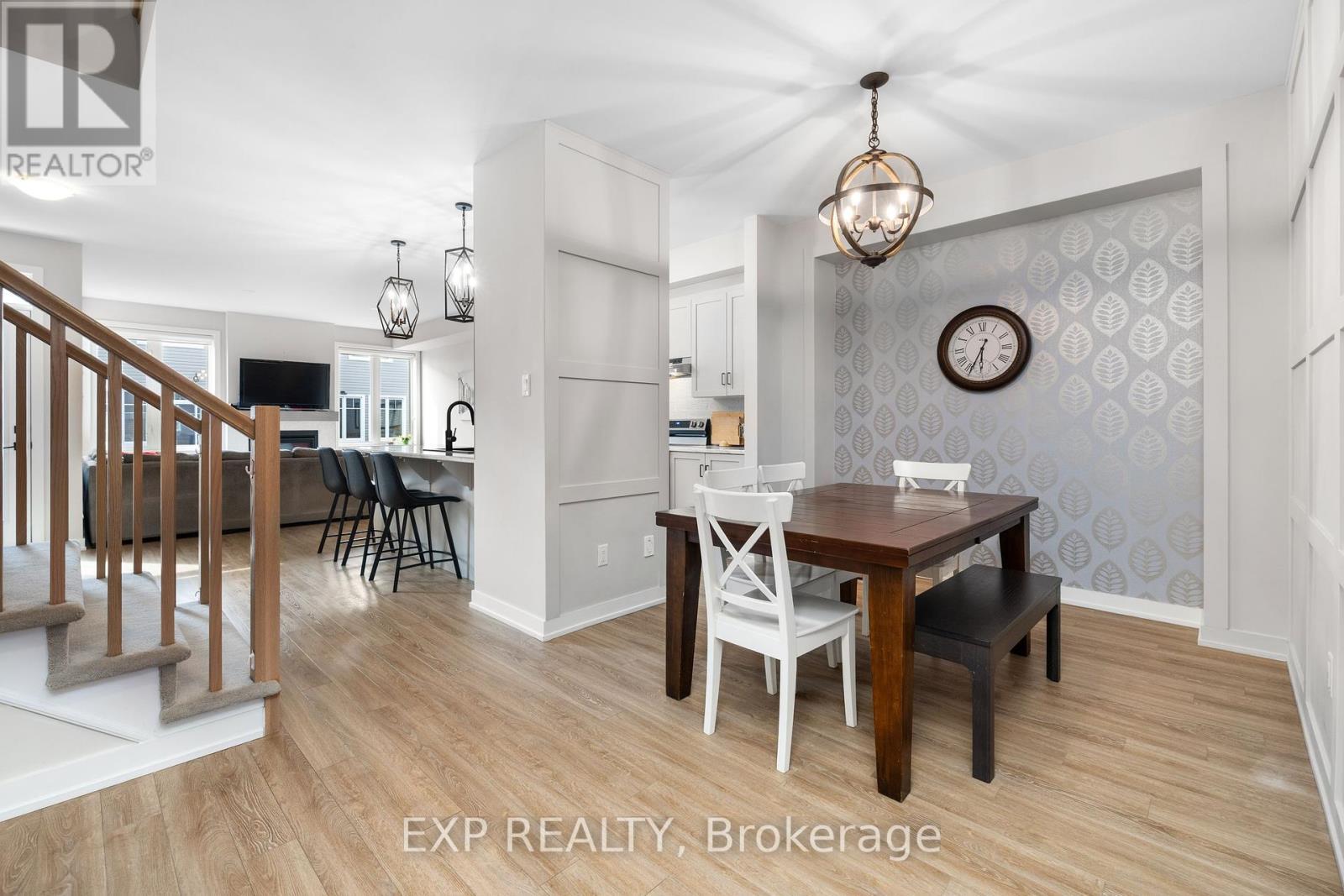 












63 JARDINIERE STREET

,
Ottawa,




Ontario
K2S2K5

