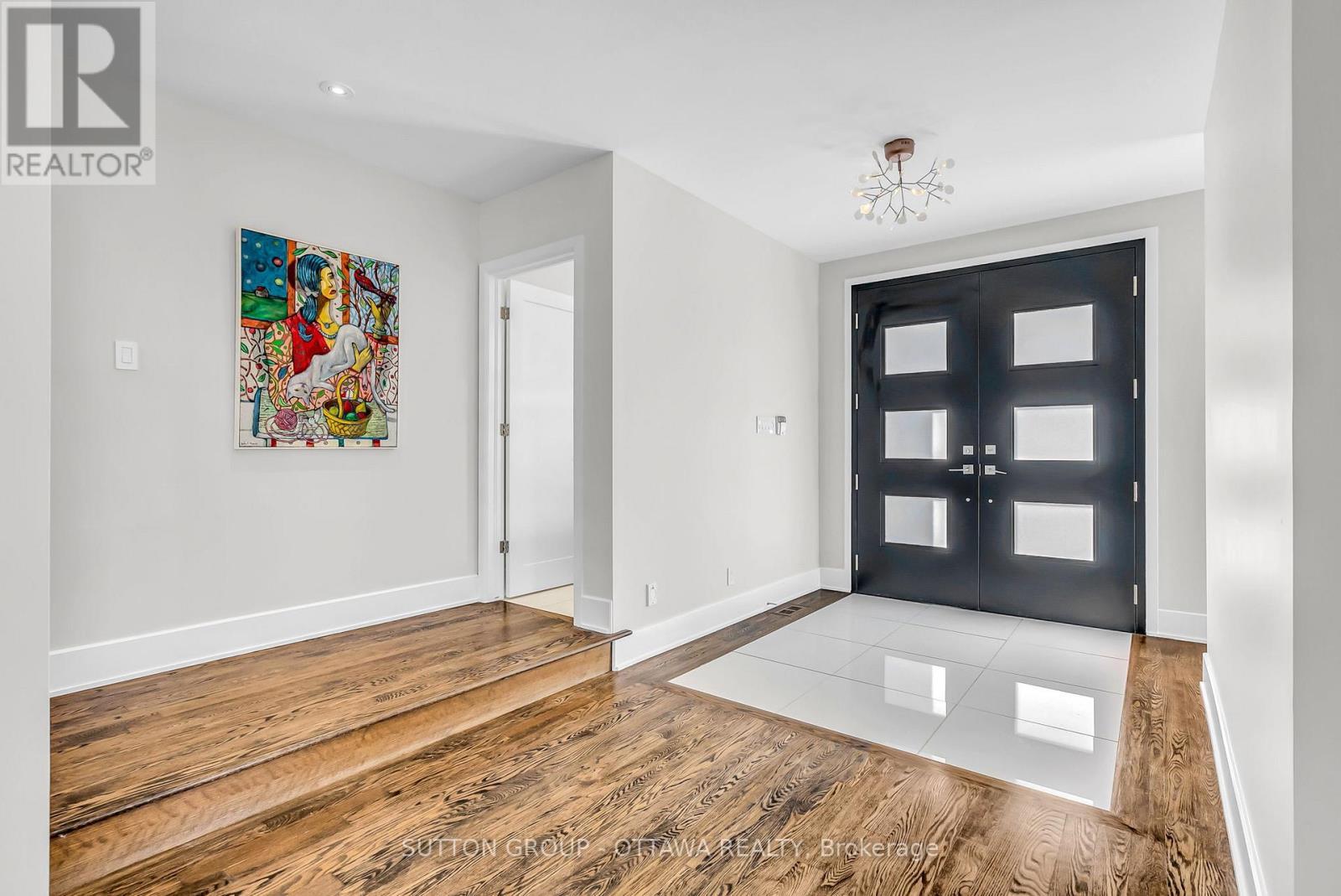 












333 SUMMIT AVENUE W

,
Ottawa,




Ontario
K1H5Z7

