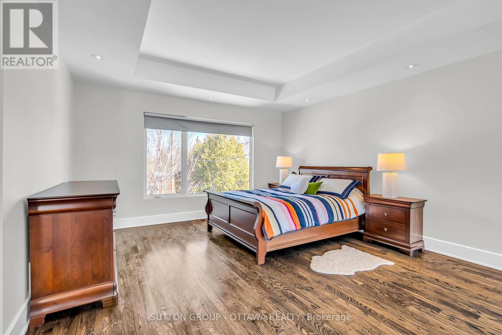 












333 SUMMIT AVENUE W

,
Ottawa,




Ontario
K1H5Z7

