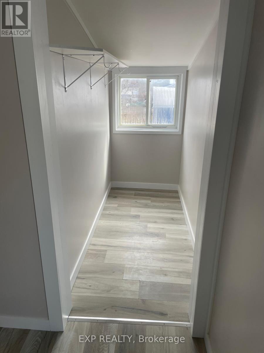 












460 REGENT STREET

,
Hawkesbury,




Ontario
K6A1G3

