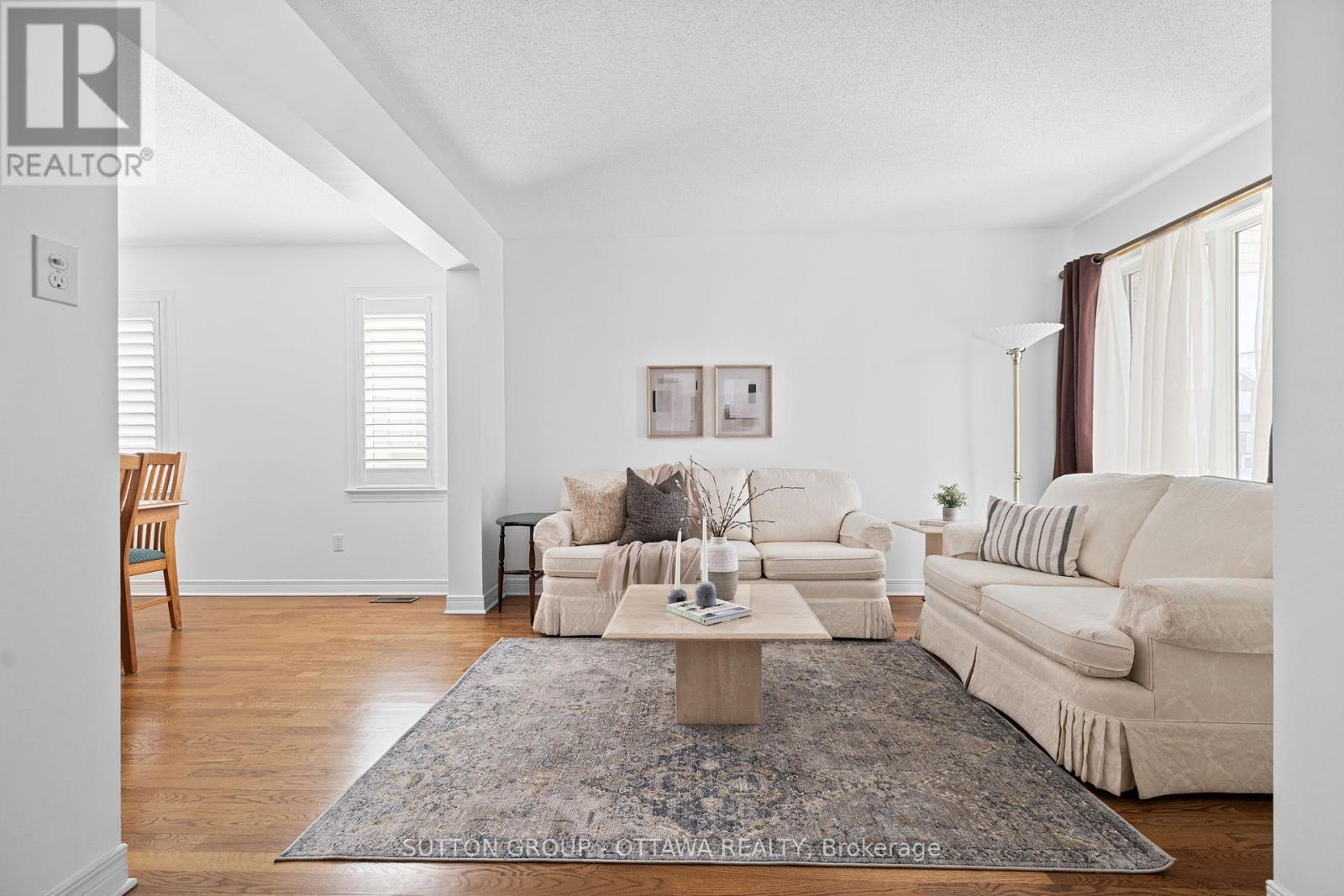 












45 REDPATH DRIVE

,
Ottawa,




Ontario
K2G6E4

