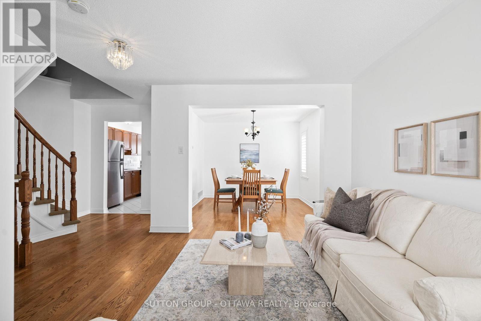 












45 REDPATH DRIVE

,
Ottawa,




Ontario
K2G6E4

