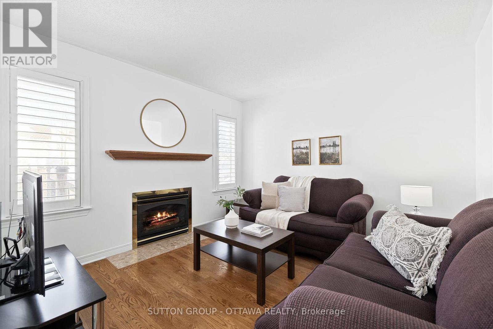 












45 REDPATH DRIVE

,
Ottawa,




Ontario
K2G6E4

