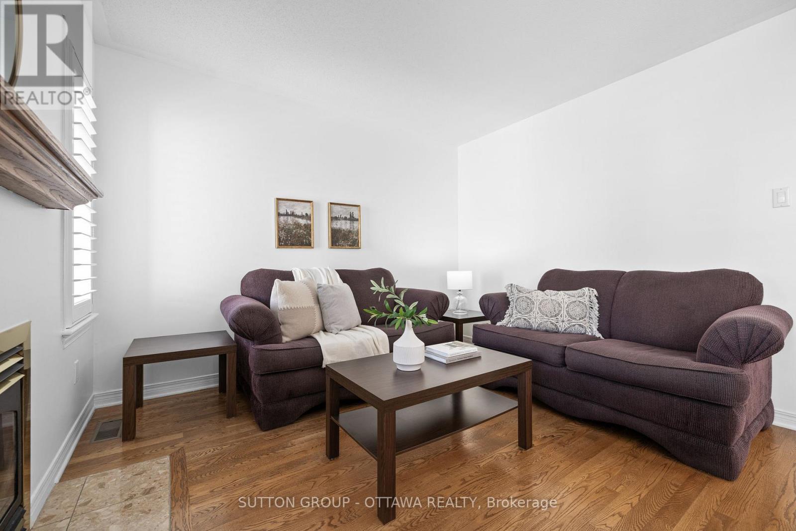 












45 REDPATH DRIVE

,
Ottawa,




Ontario
K2G6E4

