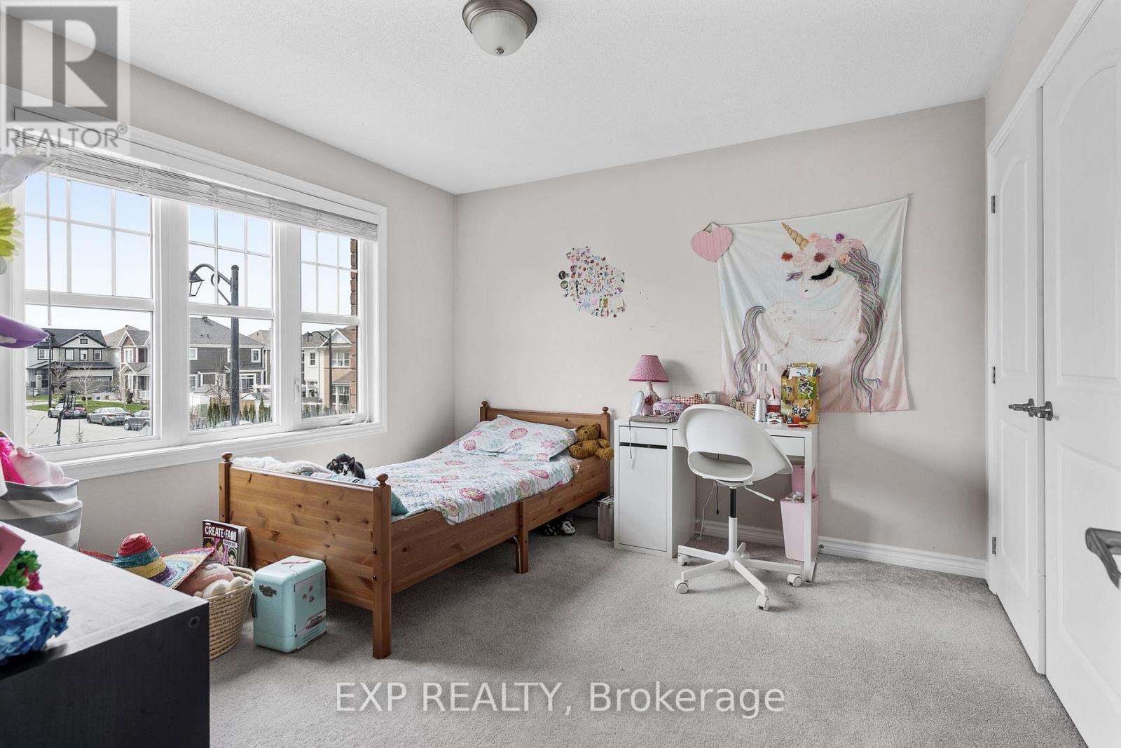 












206 PONDEROSA STREET

,
Ottawa,




Ontario
K2V0J6

