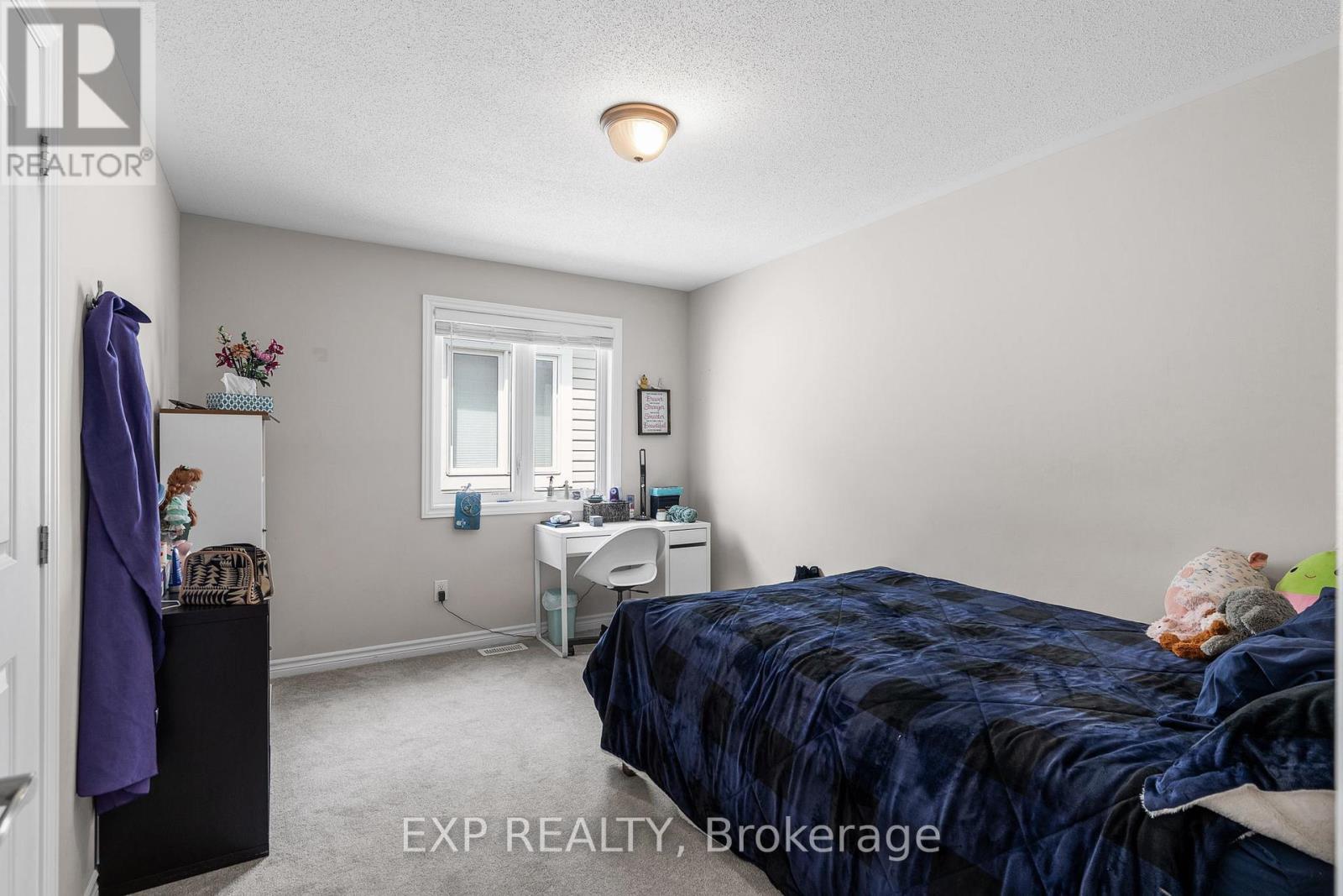 












206 PONDEROSA STREET

,
Ottawa,




Ontario
K2V0J6

