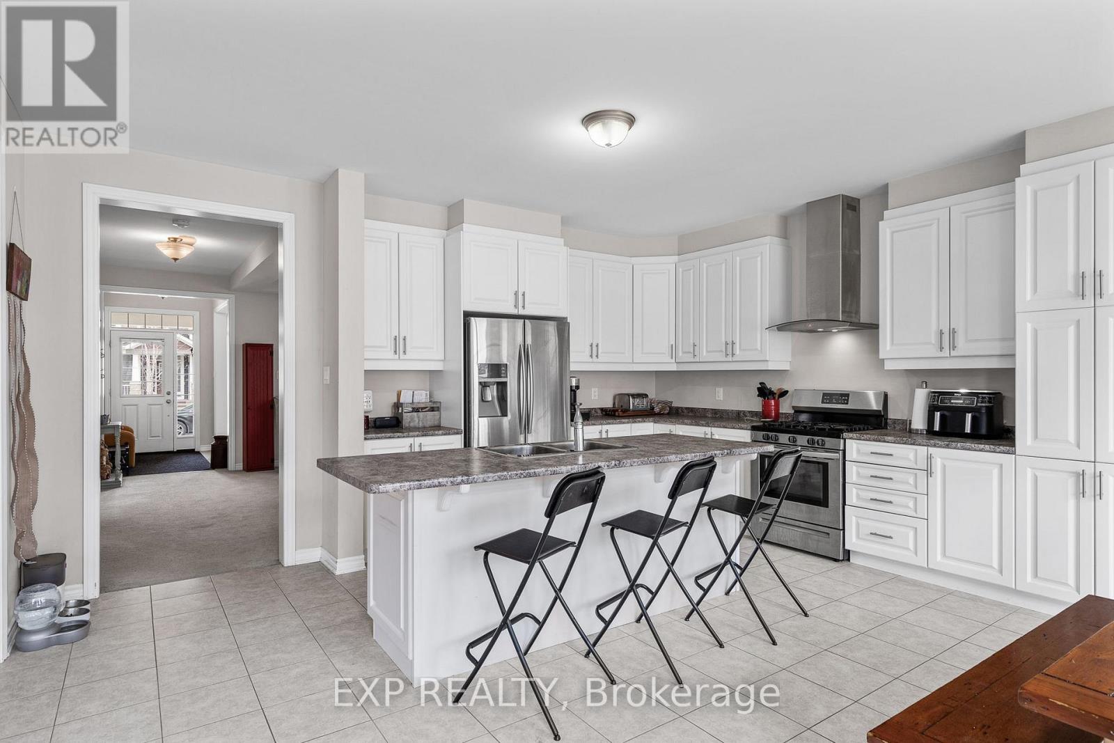 












206 PONDEROSA STREET

,
Ottawa,




Ontario
K2V0J6

