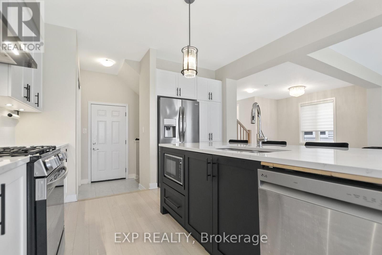 












224 PURSUIT TERRACE

,
Ottawa,




Ontario
K0A2Z0

