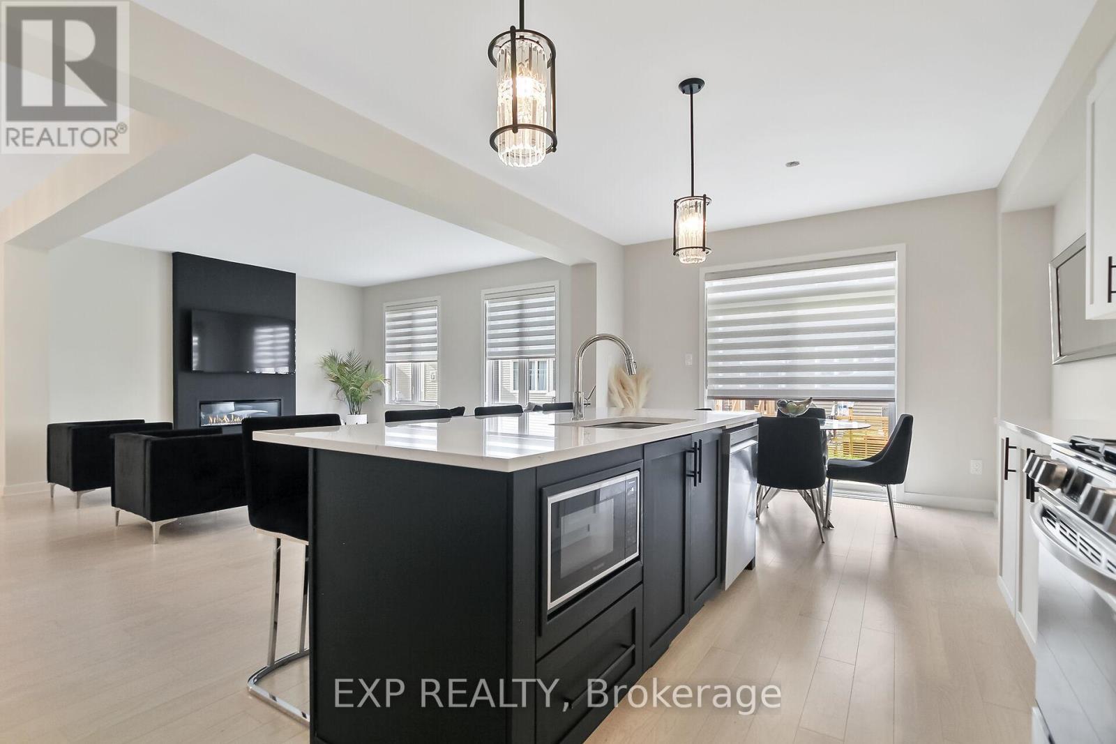 












224 PURSUIT TERRACE

,
Ottawa,




Ontario
K0A2Z0

