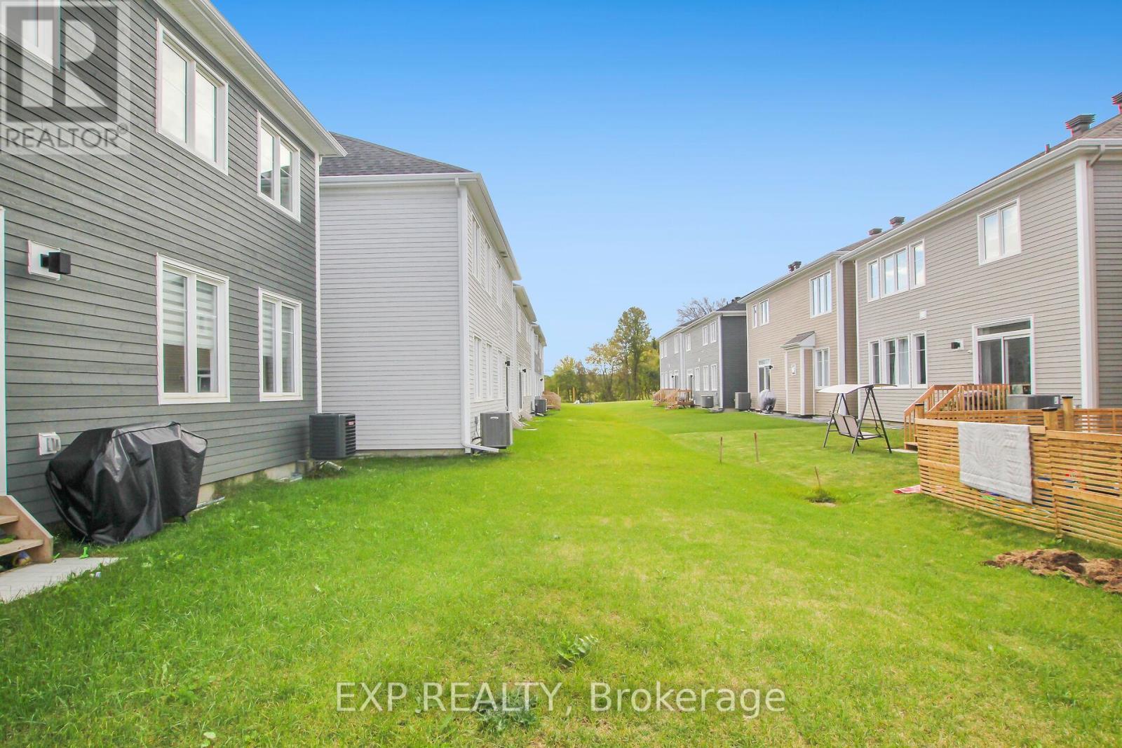 












224 PURSUIT TERRACE

,
Ottawa,




Ontario
K0A2Z0

