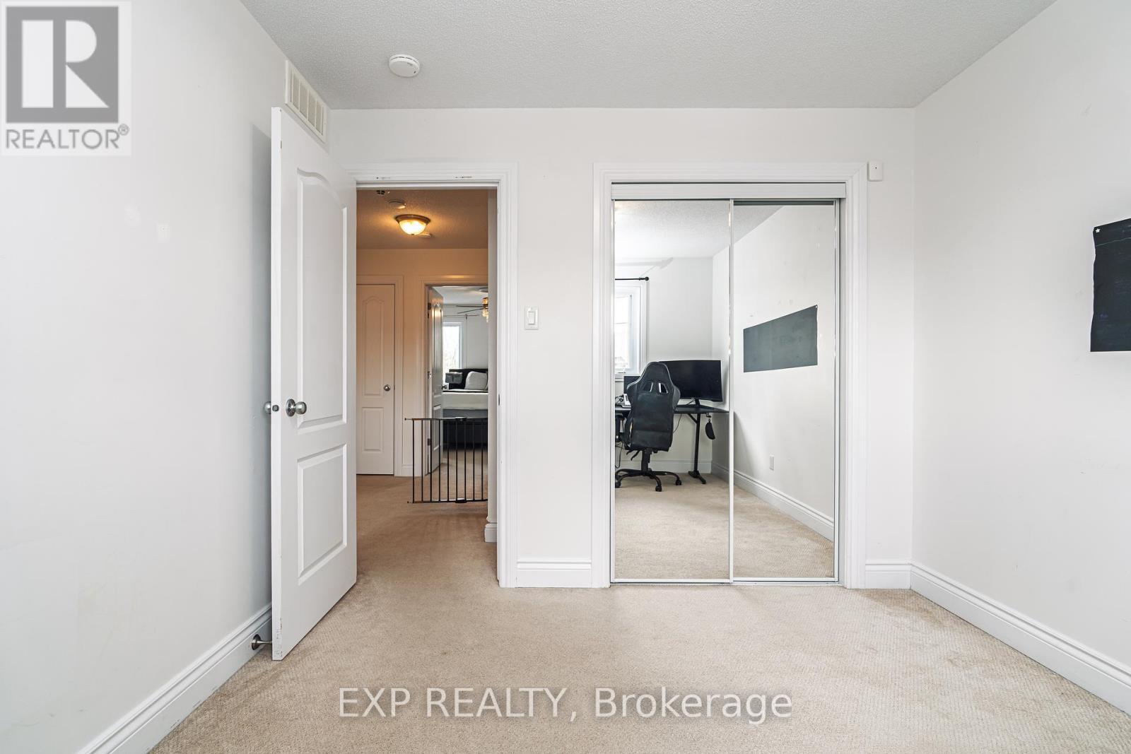 












2353 MARBLE CRESCENT

,
Clarence-Rockland,




Ontario
K4K0H1

