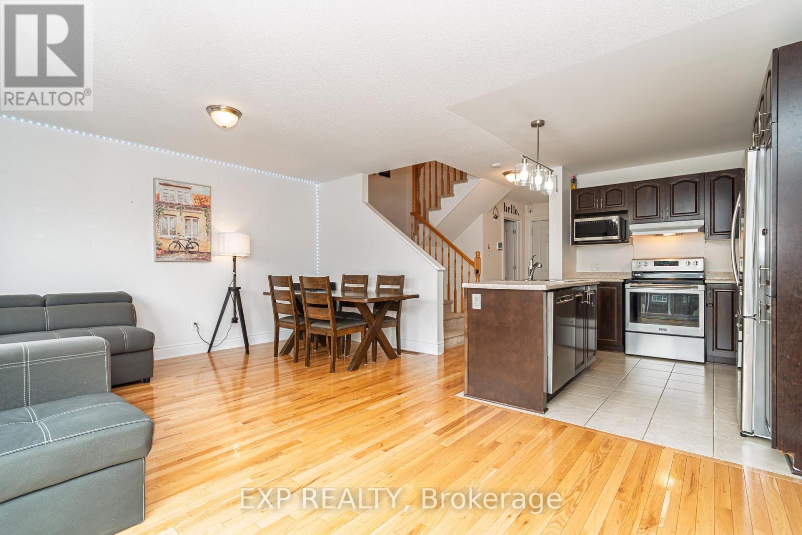 












2353 MARBLE CRESCENT

,
Clarence-Rockland,




Ontario
K4K0H1


