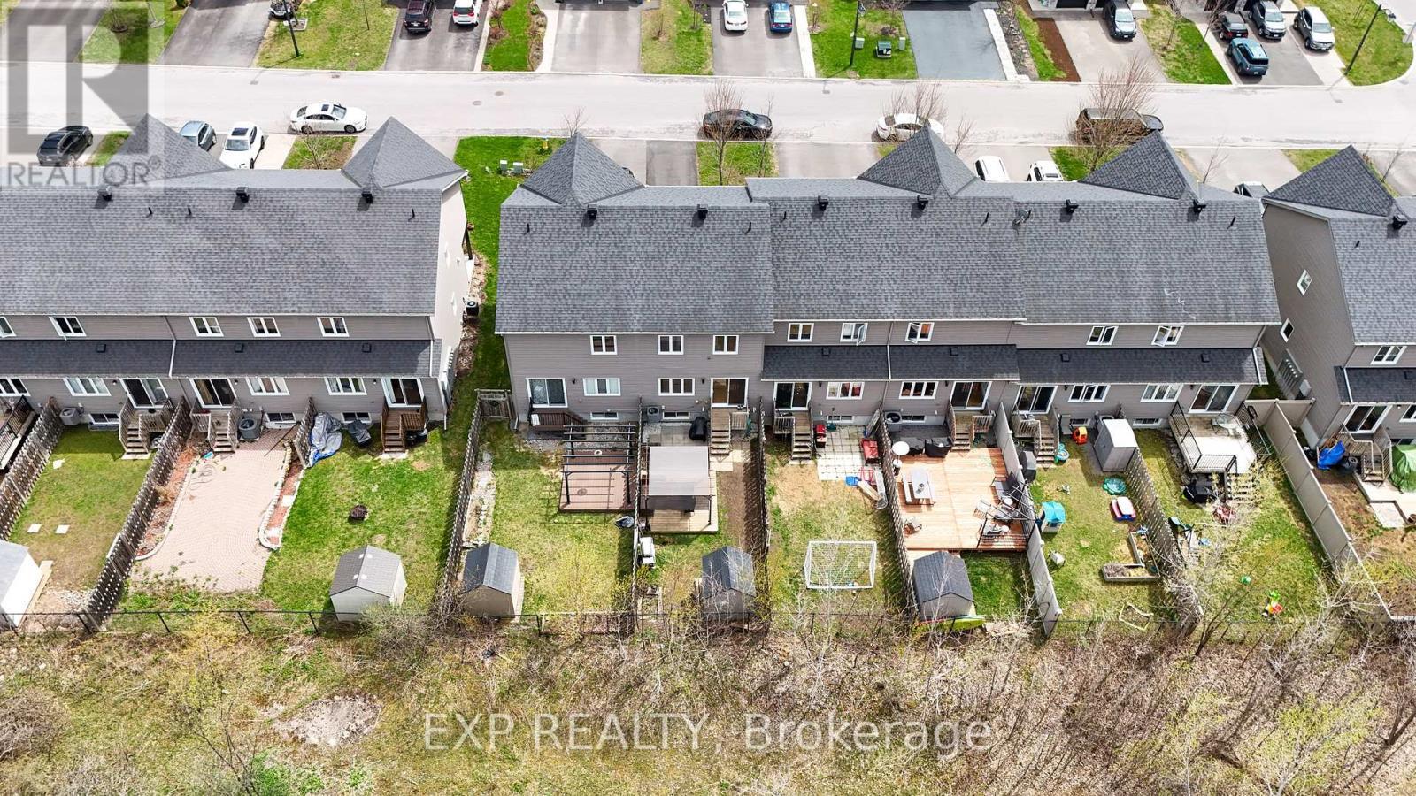 












2353 MARBLE CRESCENT

,
Clarence-Rockland,




Ontario
K4K0H1

