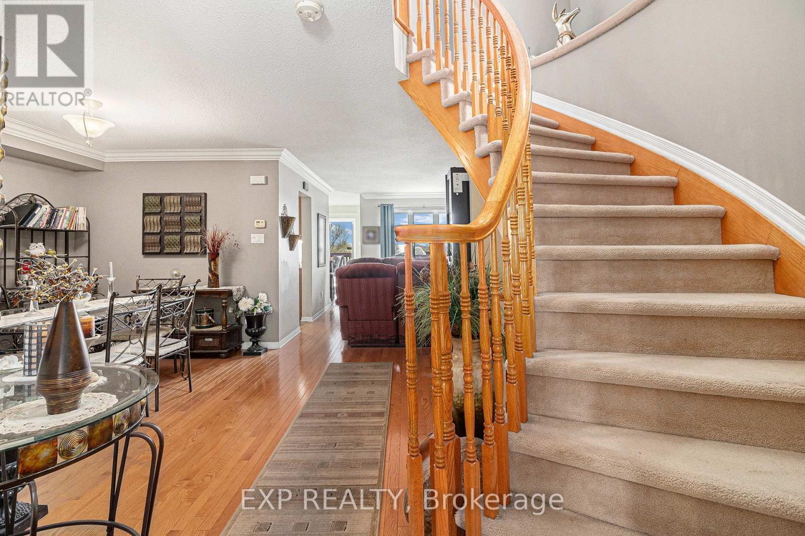 












258 TRAIL SIDE CIRCLE

,
Ottawa,




Ontario
K4A5B5

