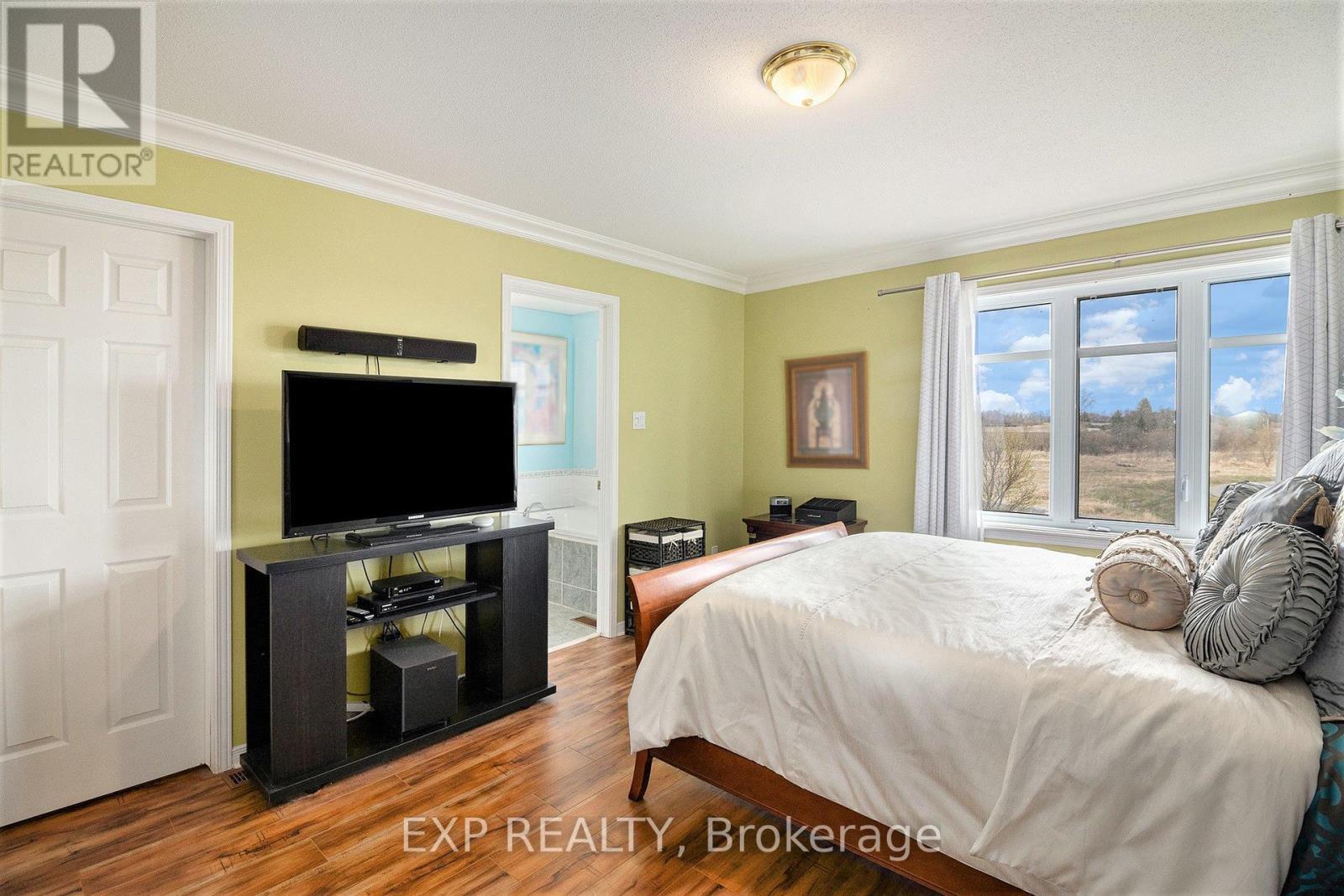 












258 TRAIL SIDE CIRCLE

,
Ottawa,




Ontario
K4A5B5

