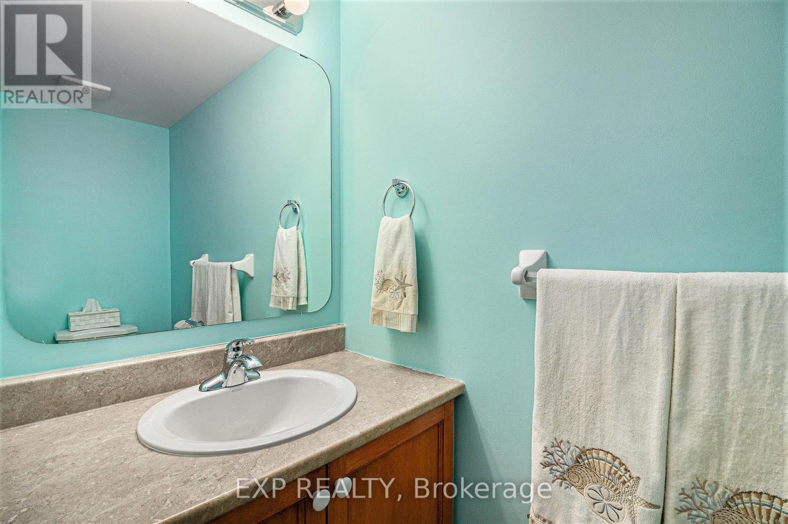 












258 TRAIL SIDE CIRCLE

,
Ottawa,




Ontario
K4A5B5


