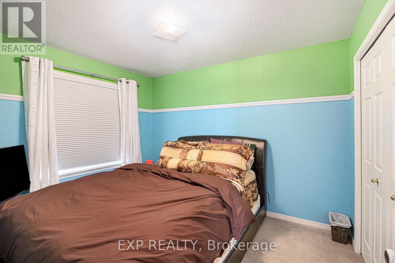 












258 TRAIL SIDE CIRCLE

,
Ottawa,




Ontario
K4A5B5

