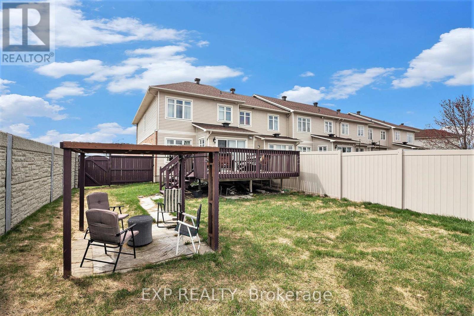 












258 TRAIL SIDE CIRCLE

,
Ottawa,




Ontario
K4A5B5

