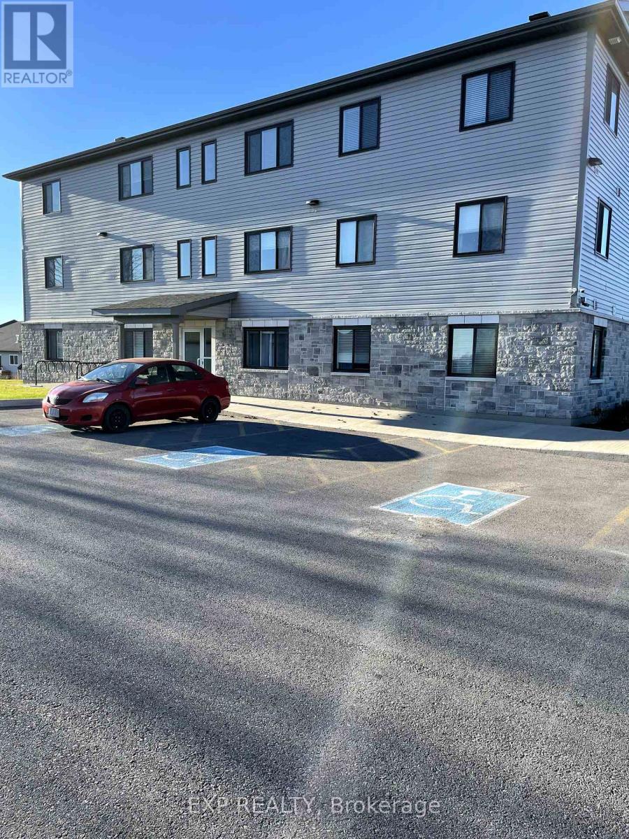 












322 HONEYBORNE STREET S

,
Mississippi Mills,




Ontario
K0A1A0

