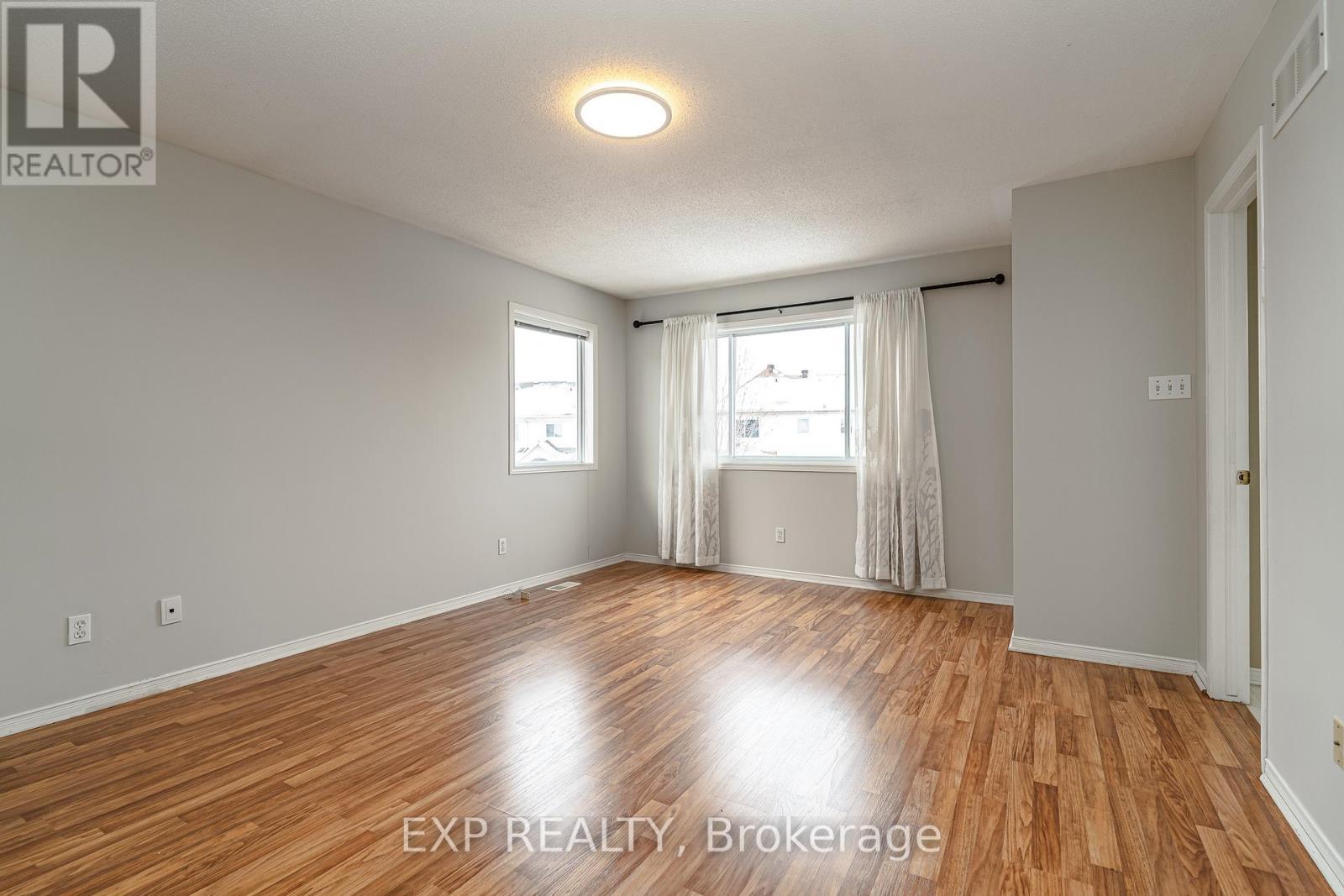 












120 LANDOVER CRESCENT

,
Ottawa,




Ontario
K2M2W4

