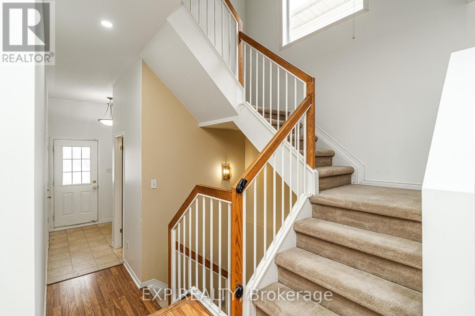 












120 LANDOVER CRESCENT

,
Ottawa,




Ontario
K2M2W4

