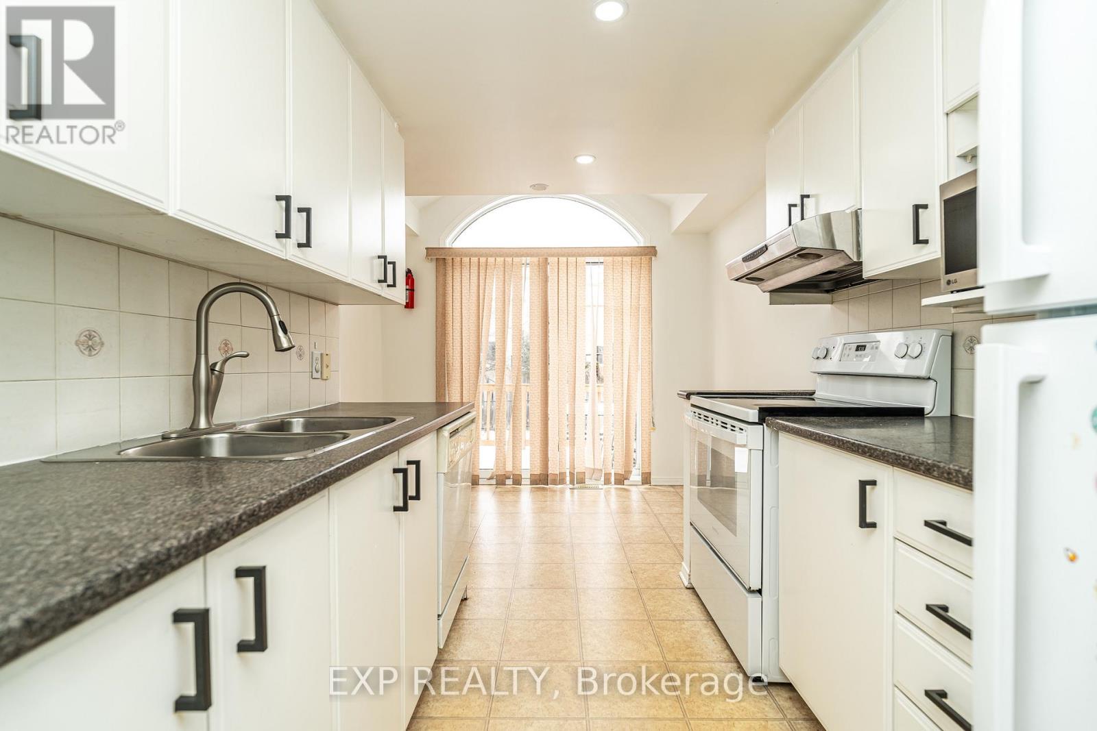 












120 LANDOVER CRESCENT

,
Ottawa,




Ontario
K2M2W4


