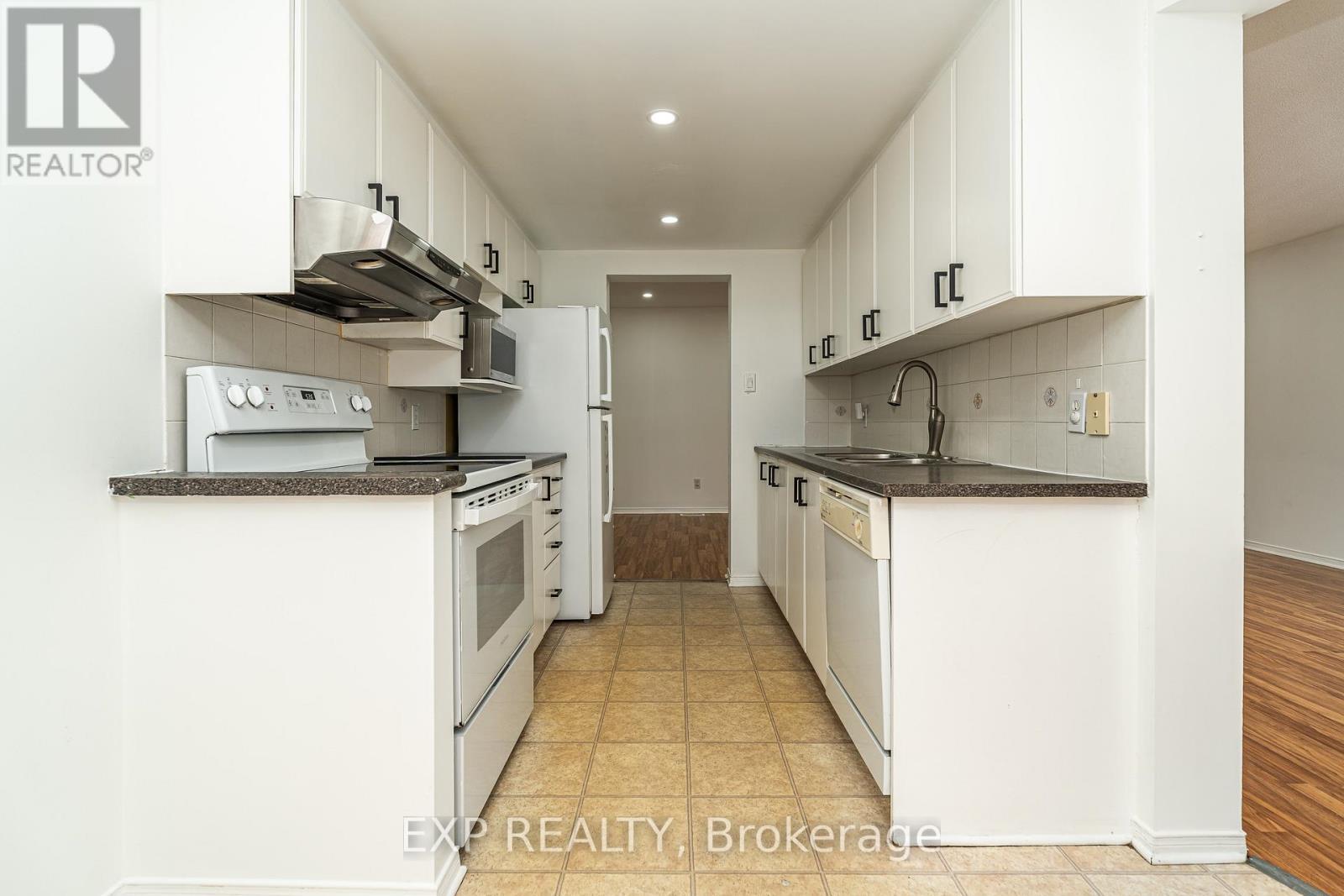 












120 LANDOVER CRESCENT

,
Ottawa,




Ontario
K2M2W4

