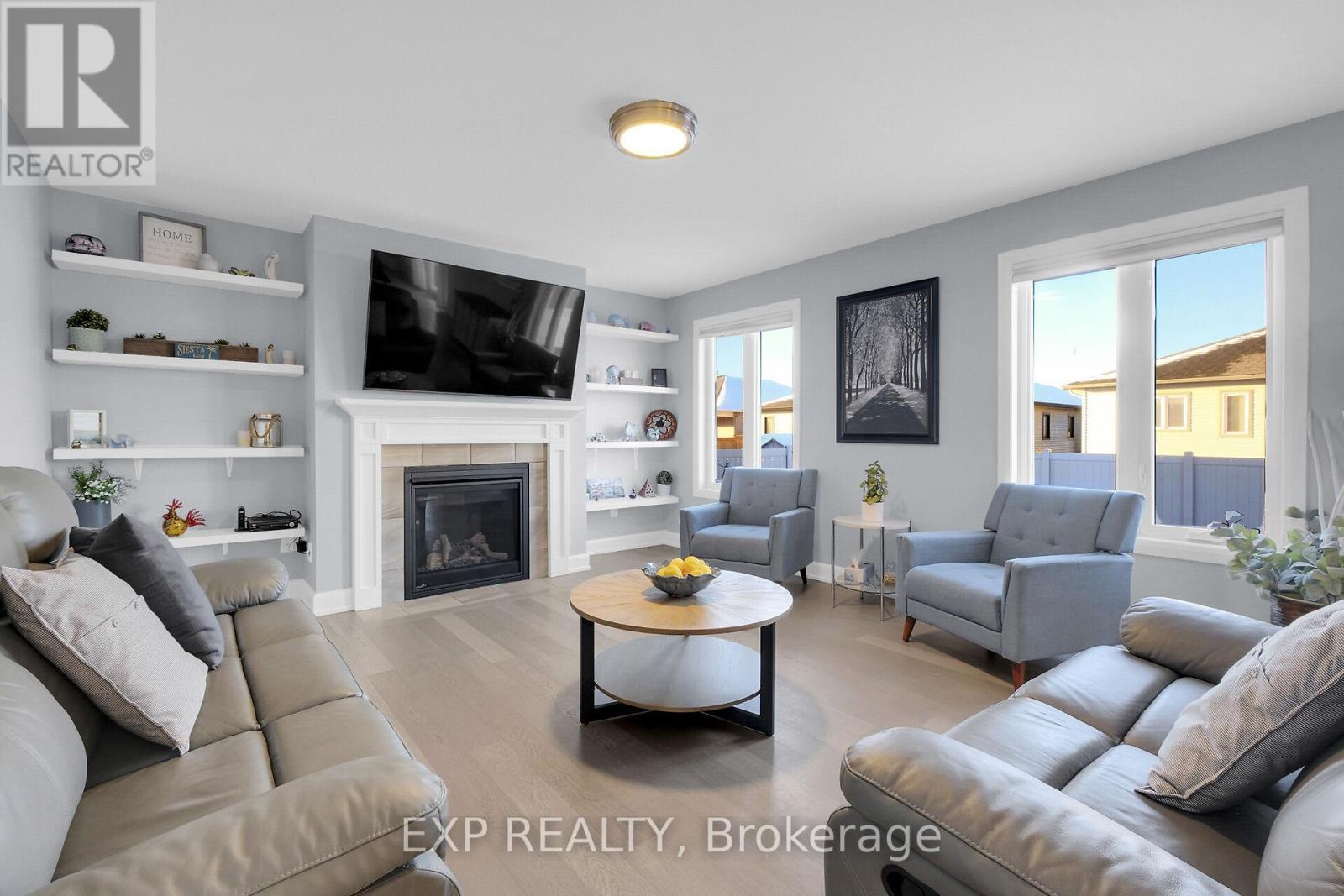 












223 STATION TRAIL

,
Russell,




Ontario
K4R0C9

