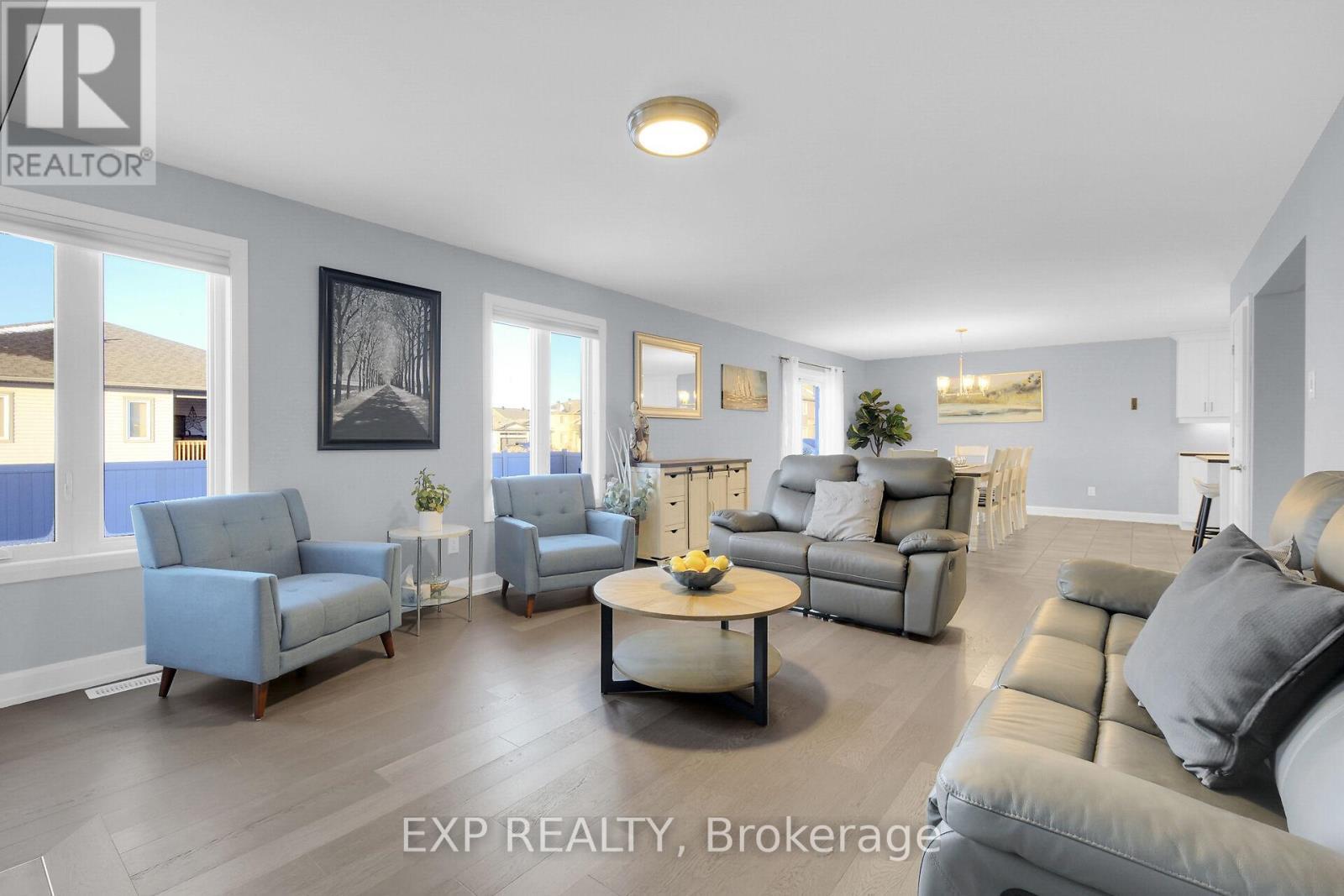 












223 STATION TRAIL

,
Russell,




Ontario
K4R0C9


