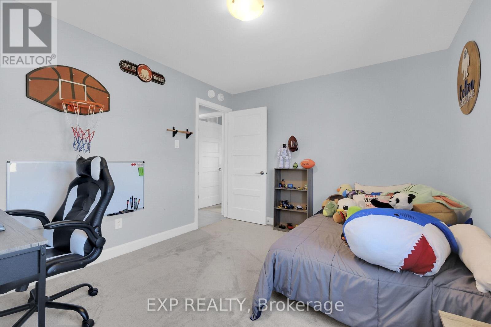 












223 STATION TRAIL

,
Russell,




Ontario
K4R0C9

